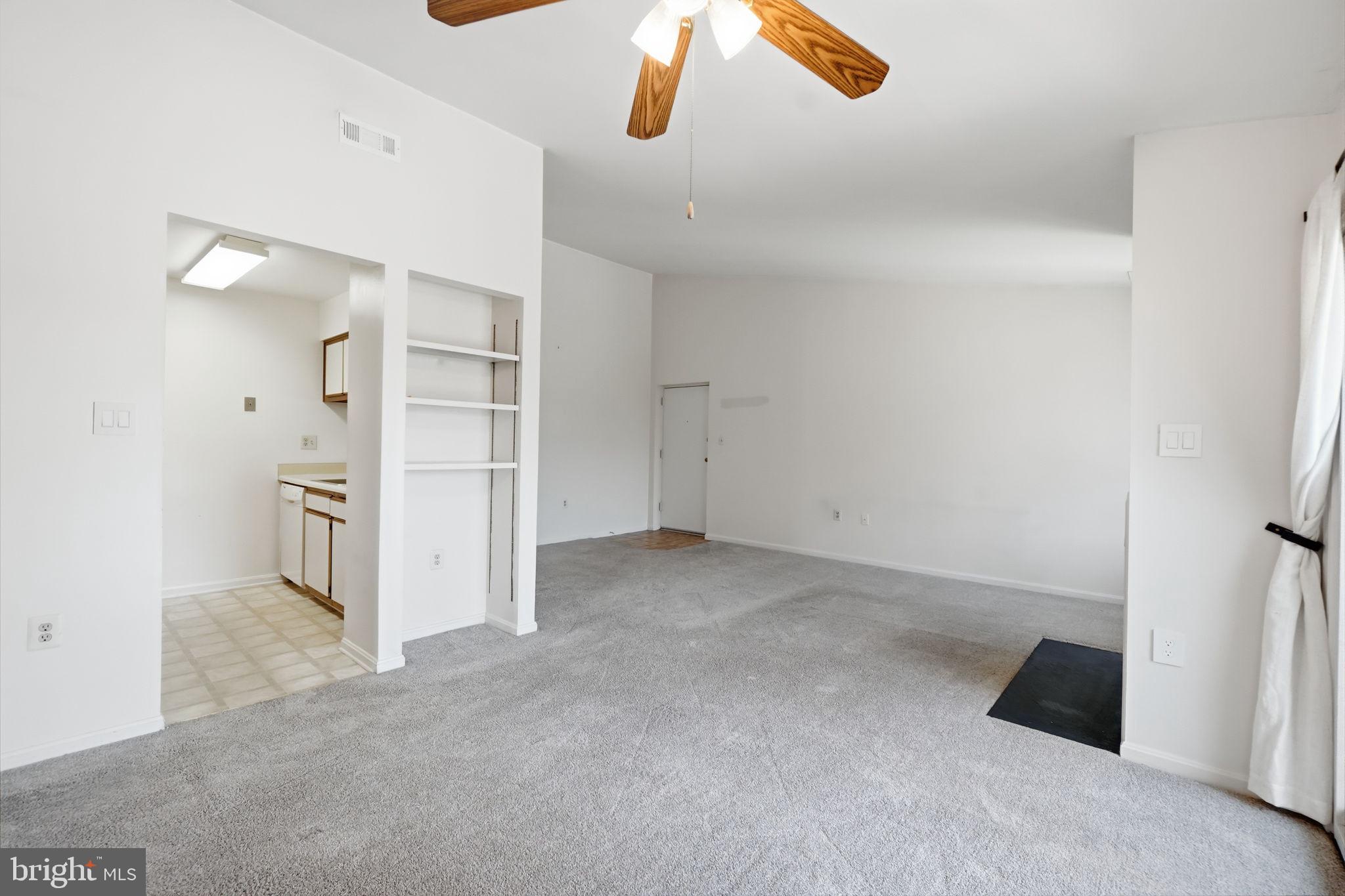 CASTLE HARBOUR CONDO - Residential