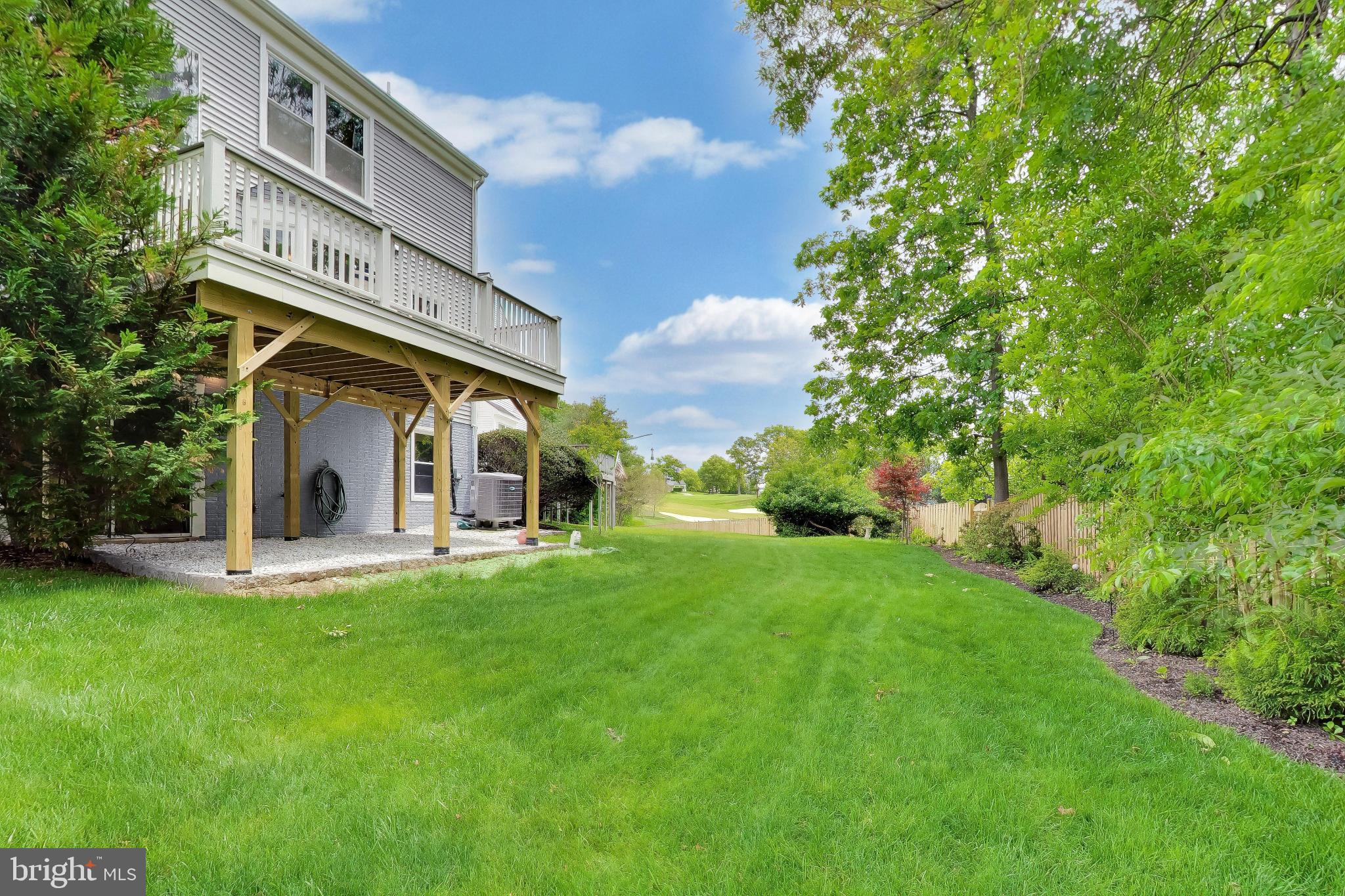 LONGMEAD - Residential