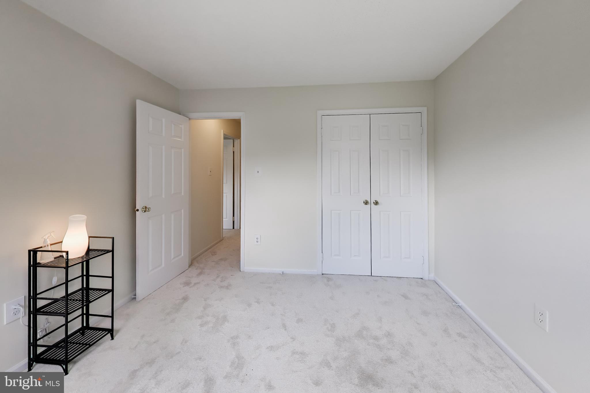 LONGMEAD - Residential