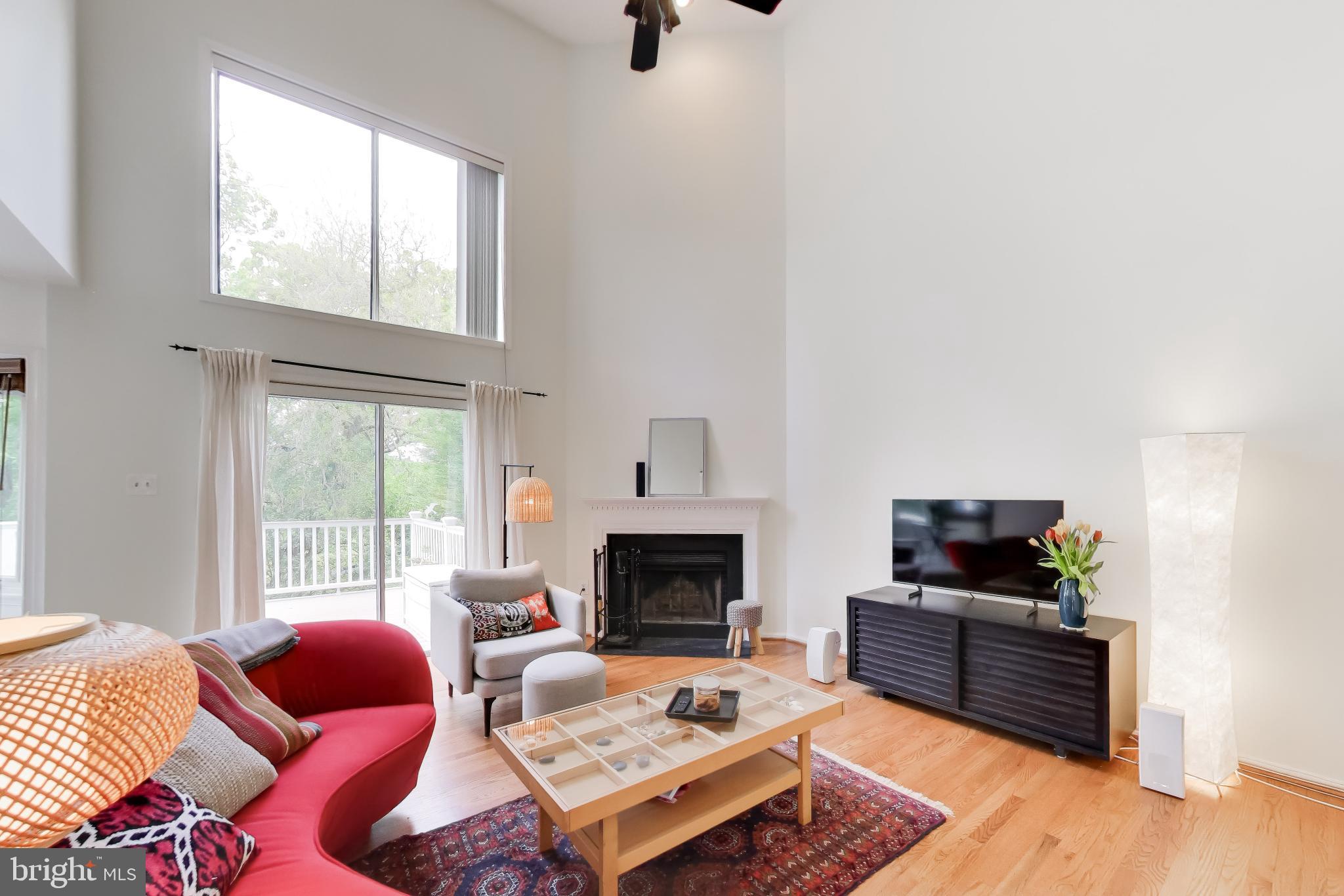 LONGMEAD - Residential