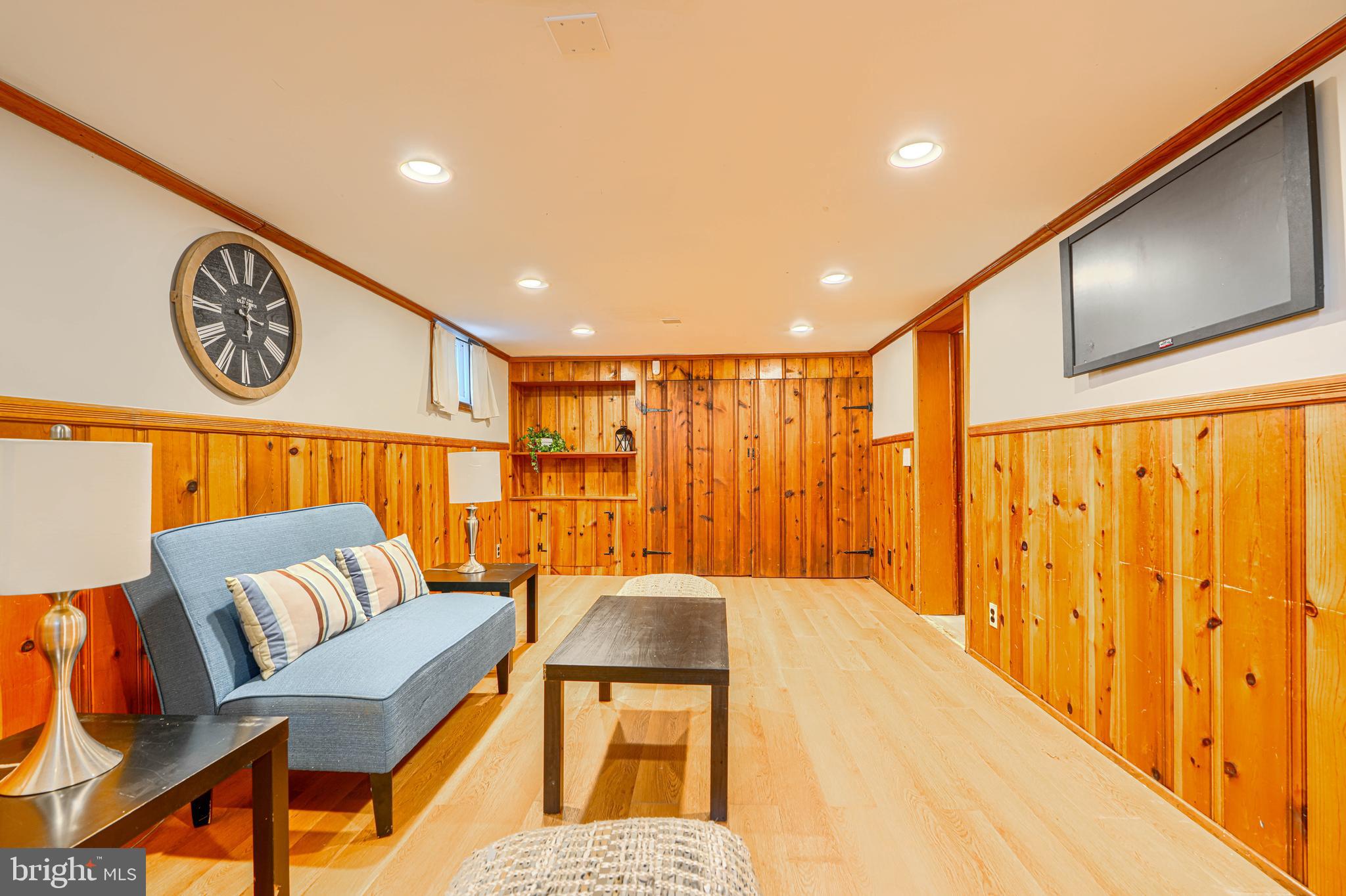 OAKCREST - Residential