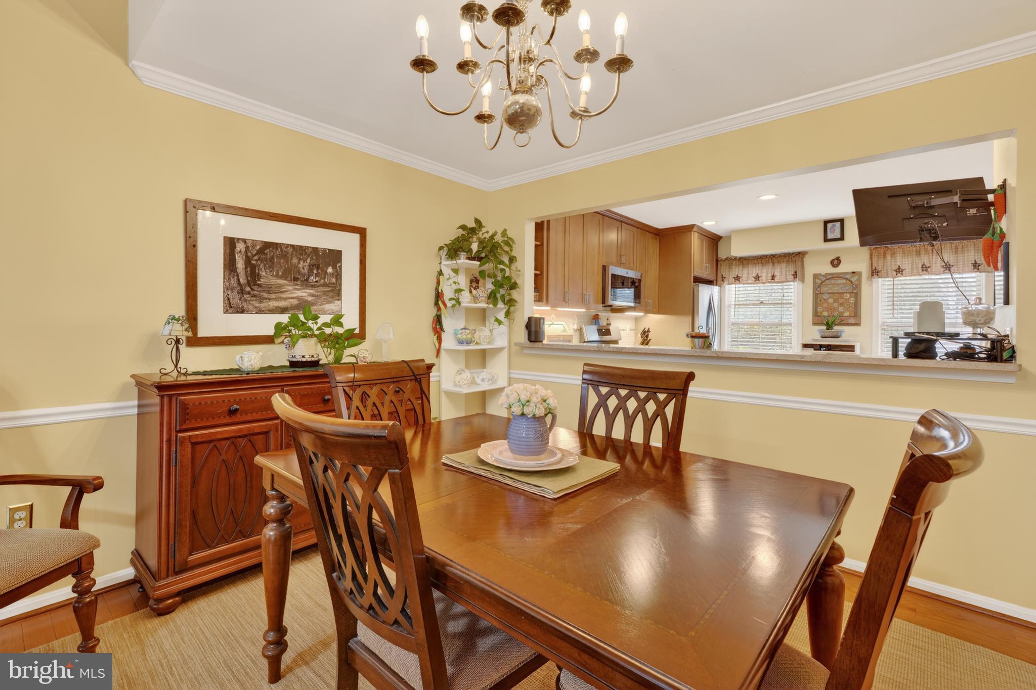 PINECREST - Residential