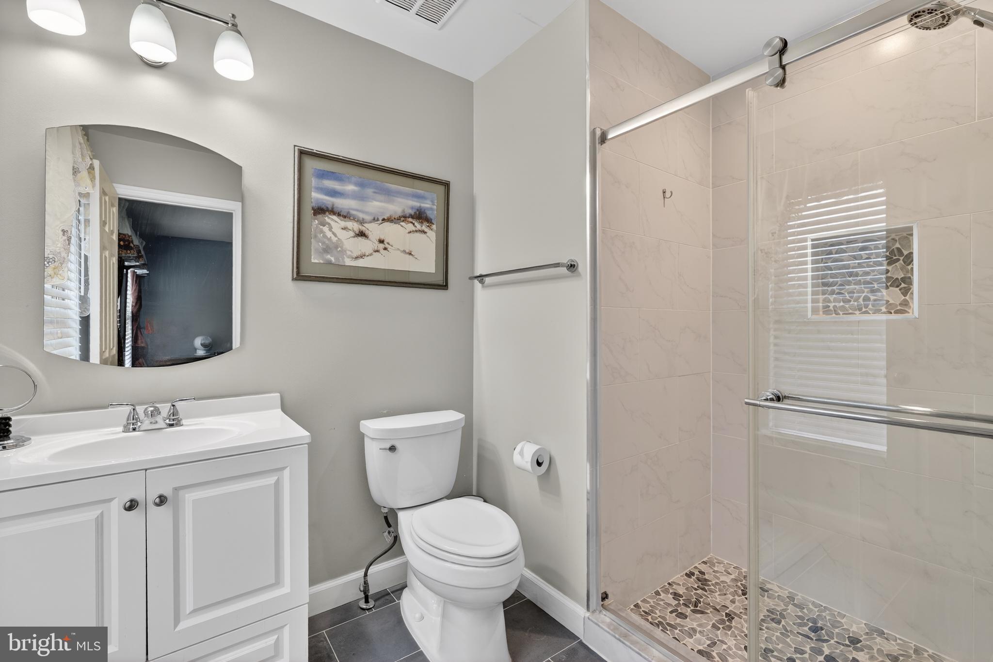 PINECREST - Residential