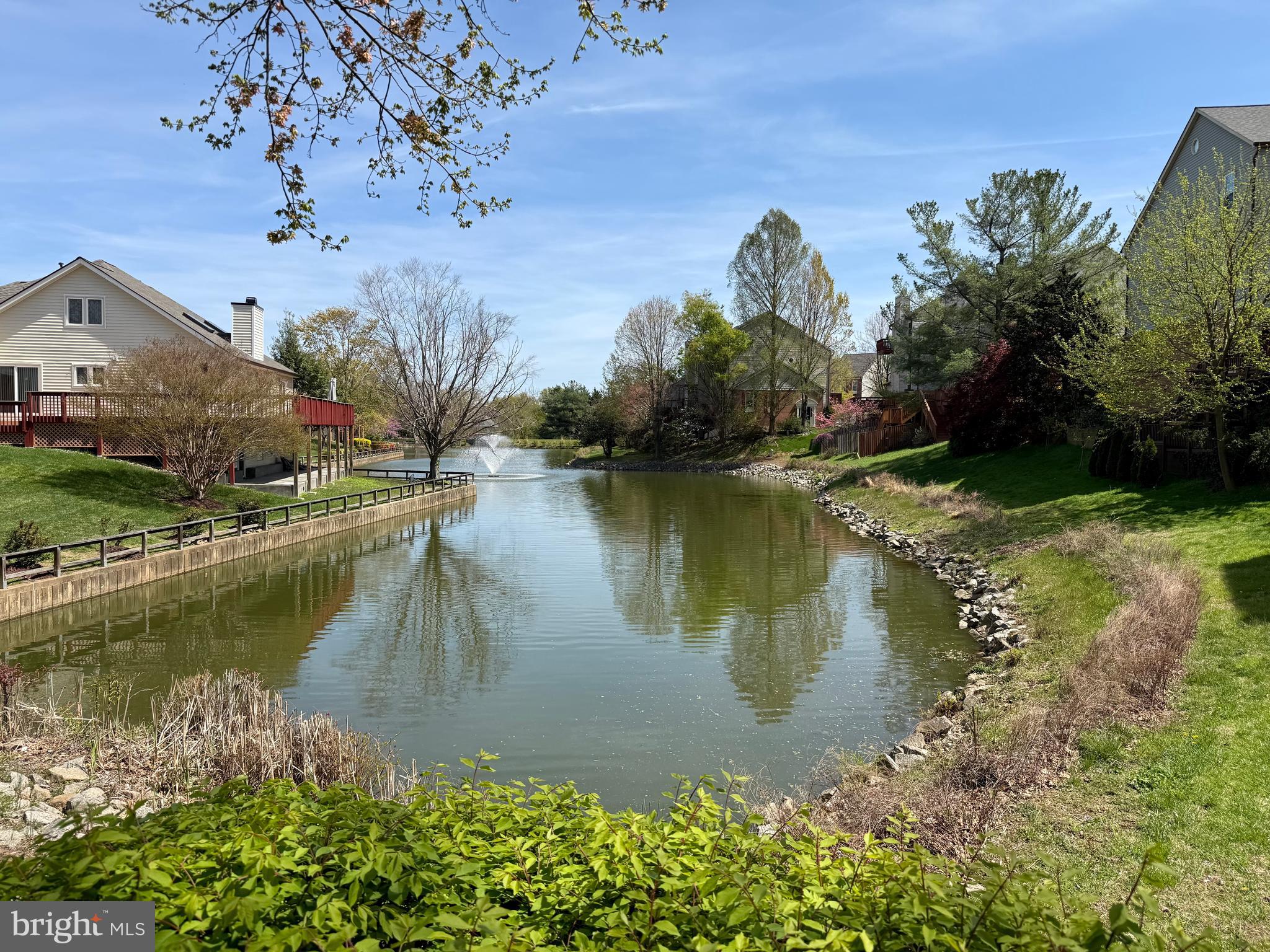 PINECREST - Residential