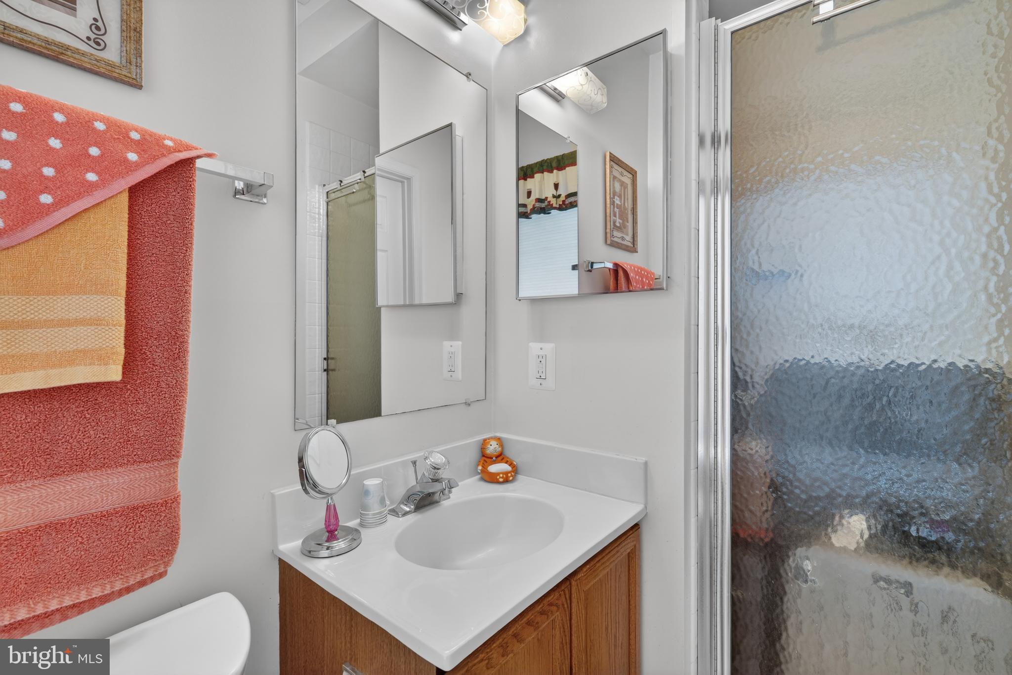 PINECREST - Residential