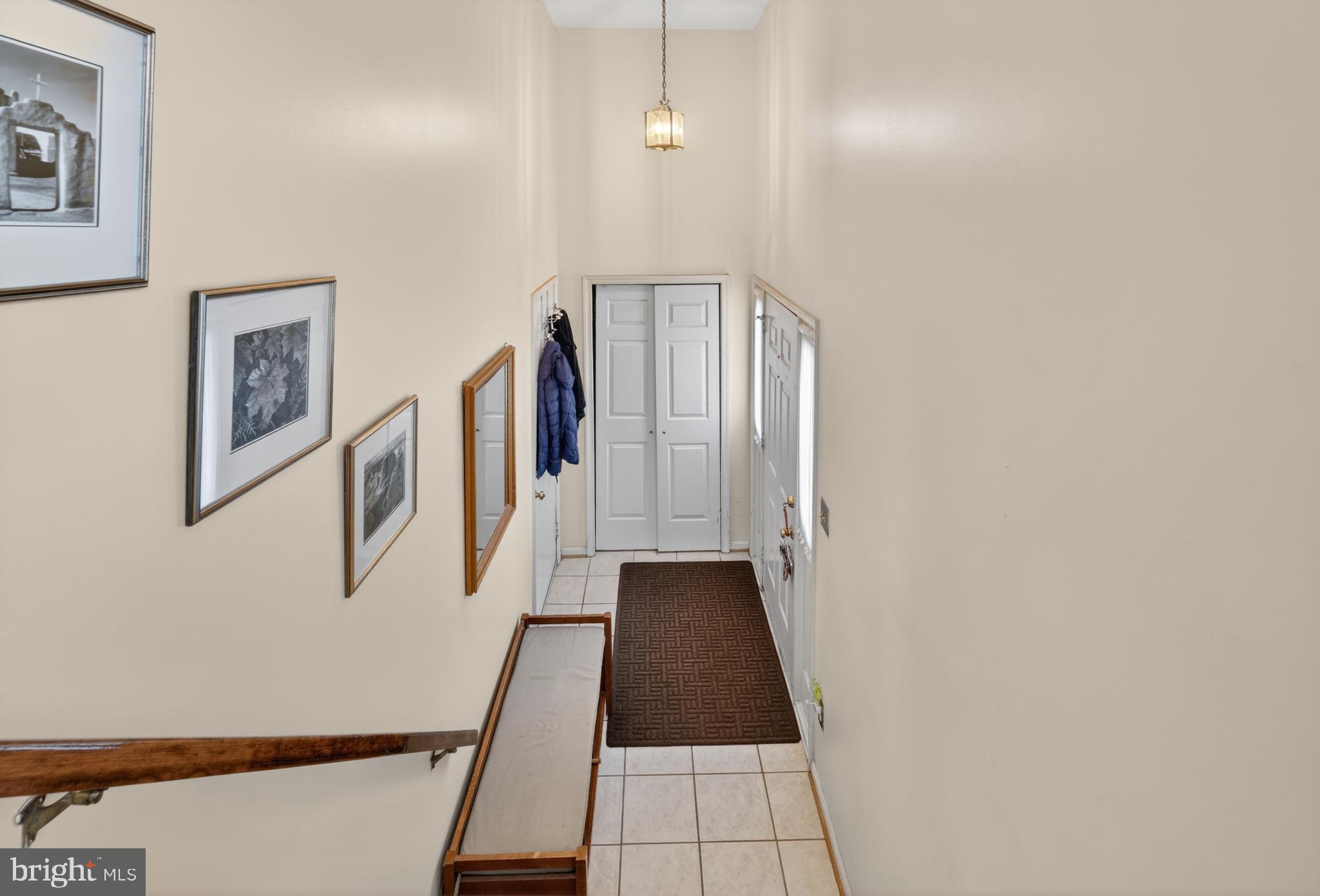 PINECREST - Residential
