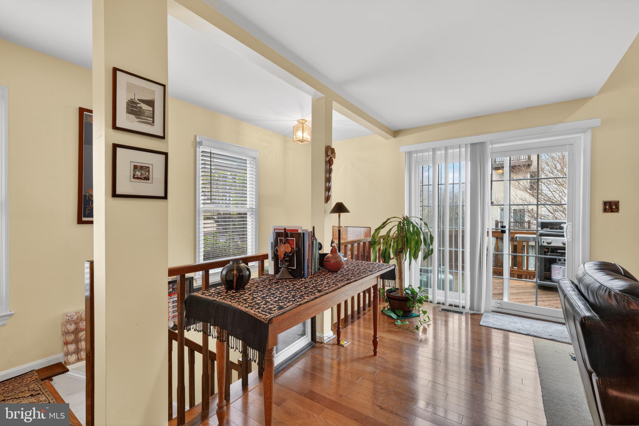 PINECREST - Residential