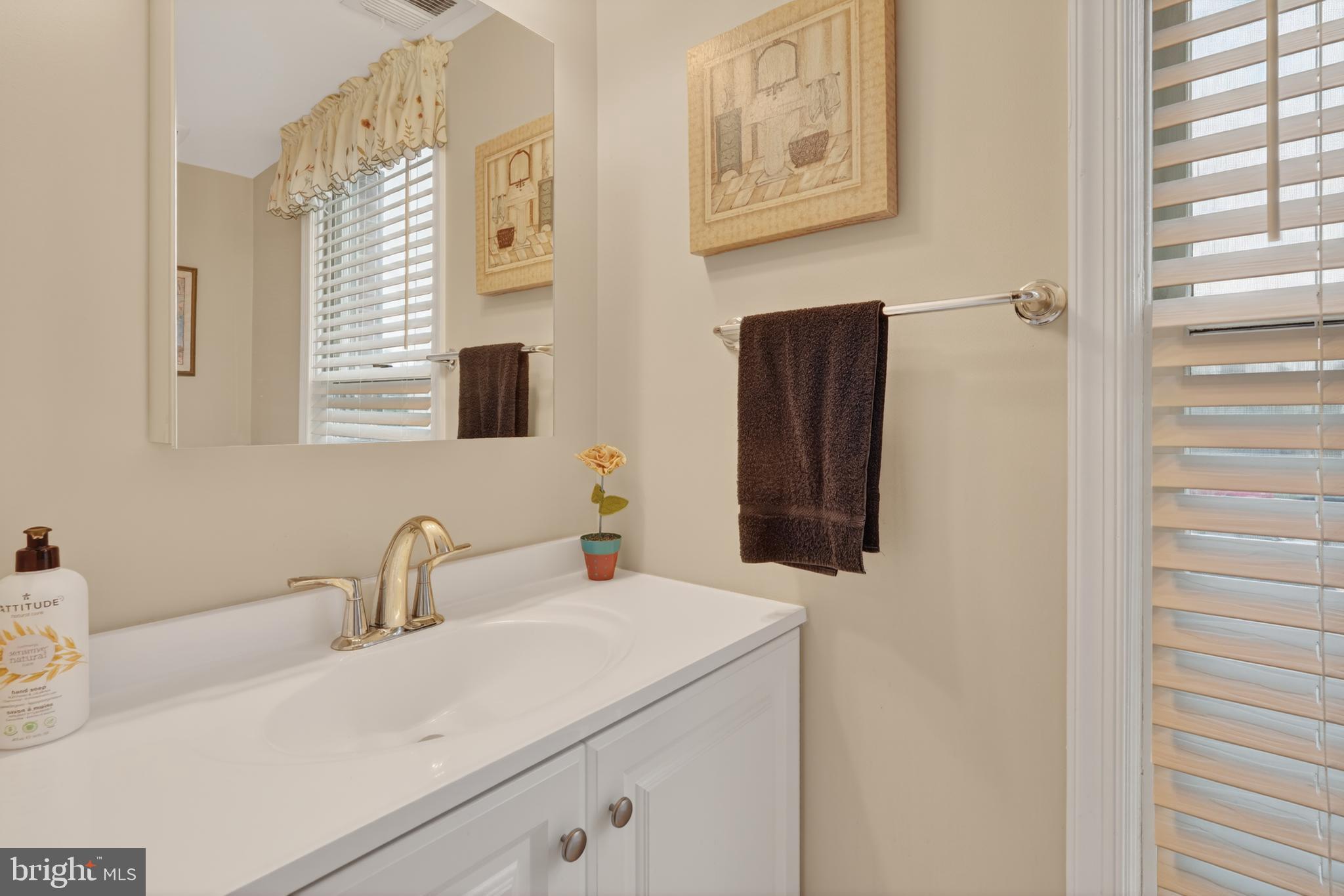 PINECREST - Residential
