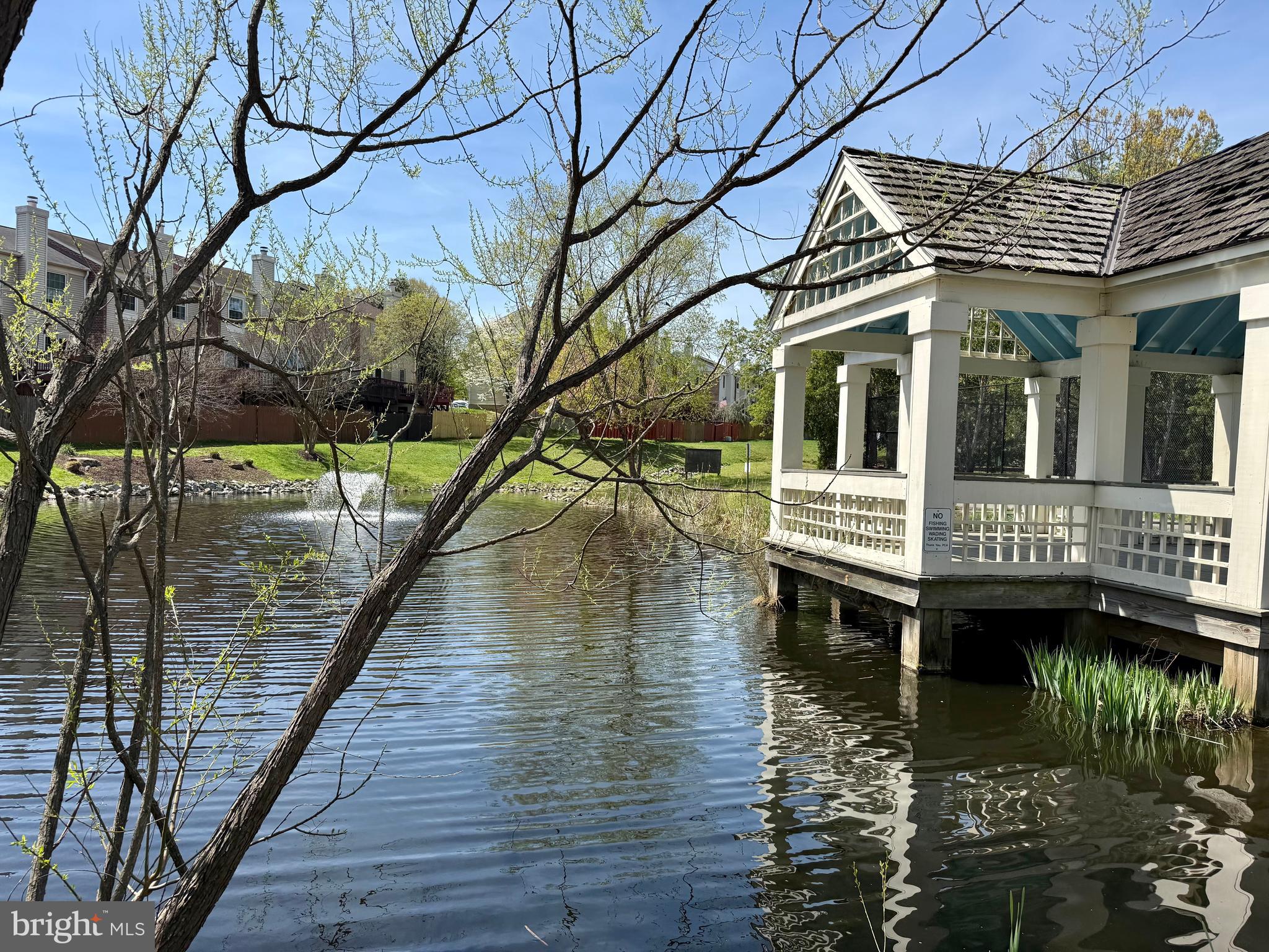 PINECREST - Residential