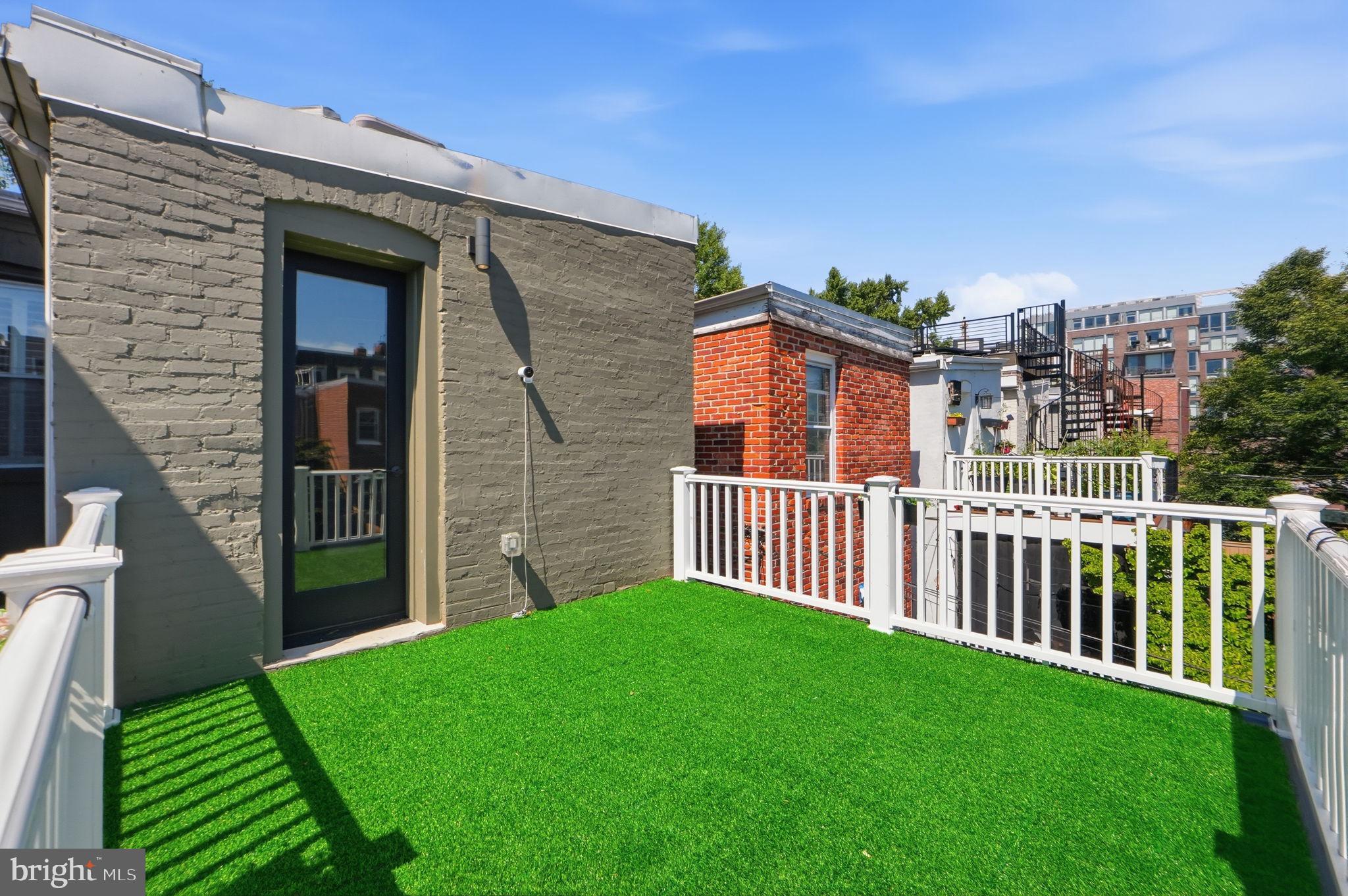 14TH STREET CORRIDOR - Residential