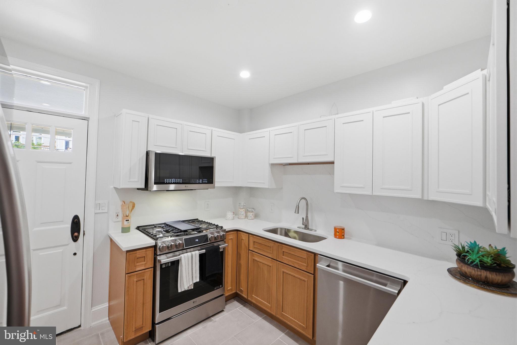 14TH STREET CORRIDOR - Residential