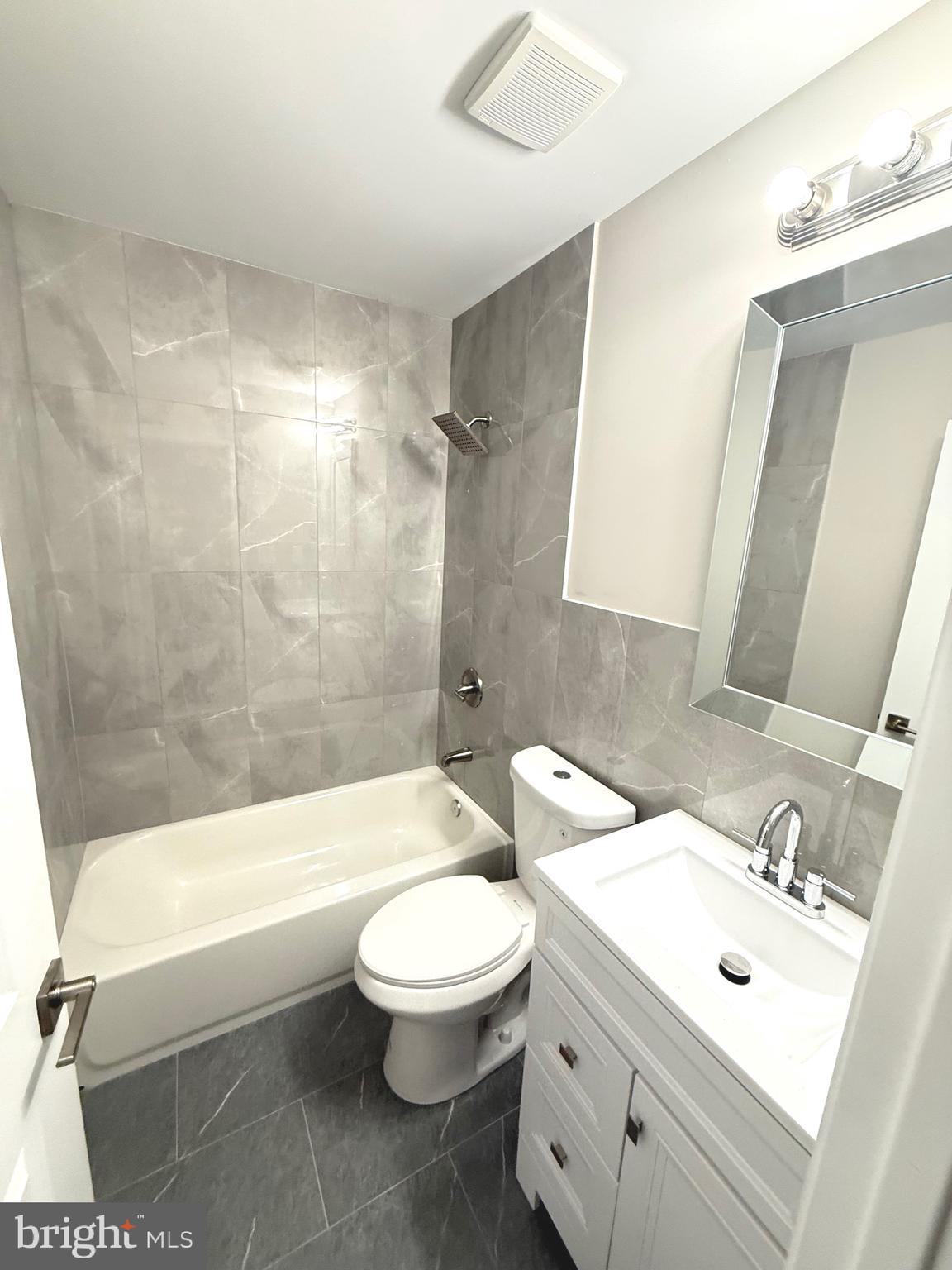 EAST FALLS - Residential