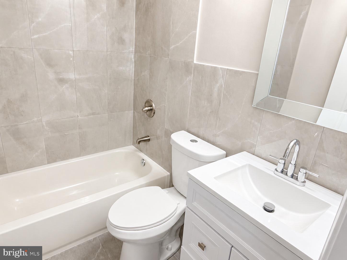 EAST FALLS - Residential