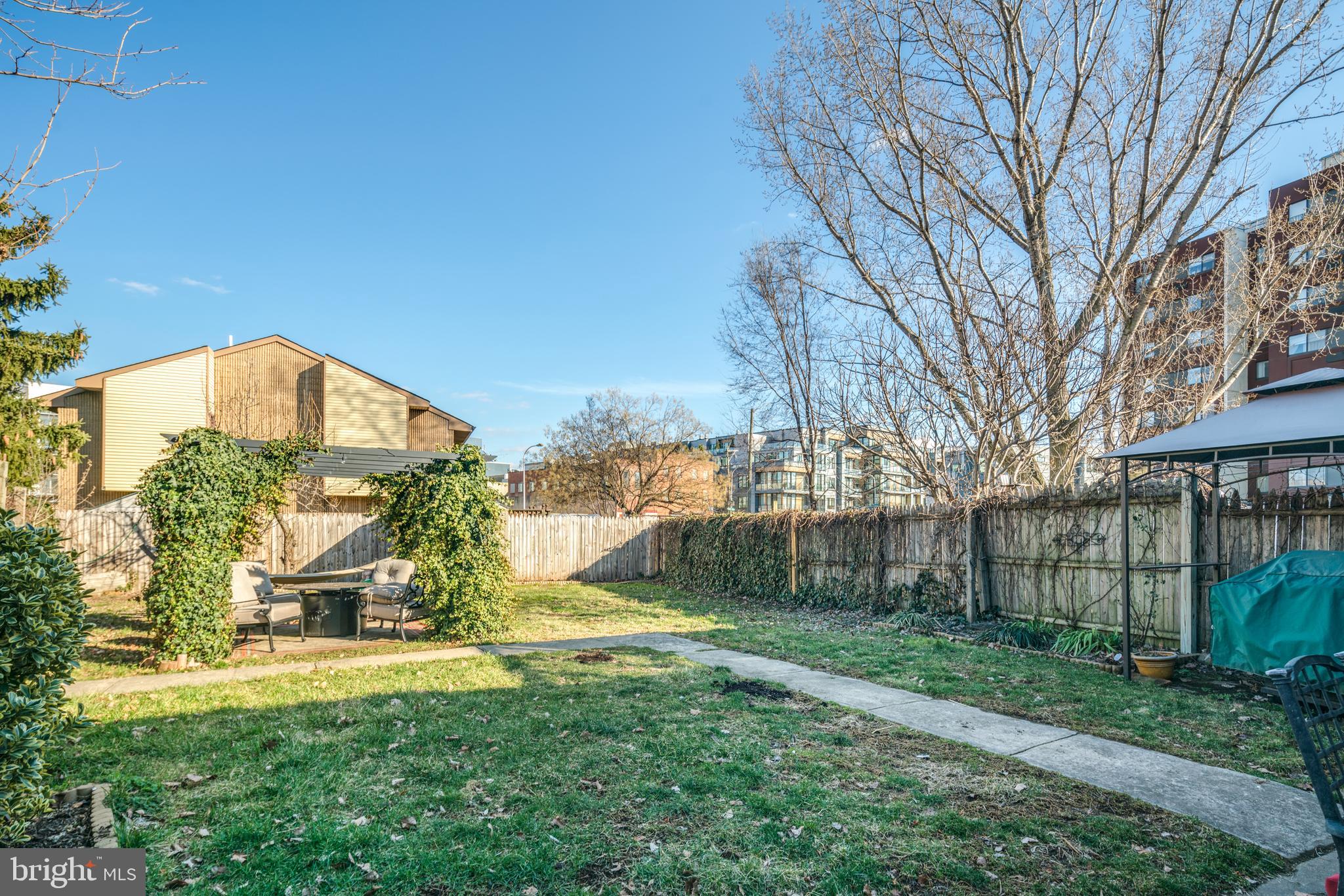 OLDE KENSINGTON - Residential