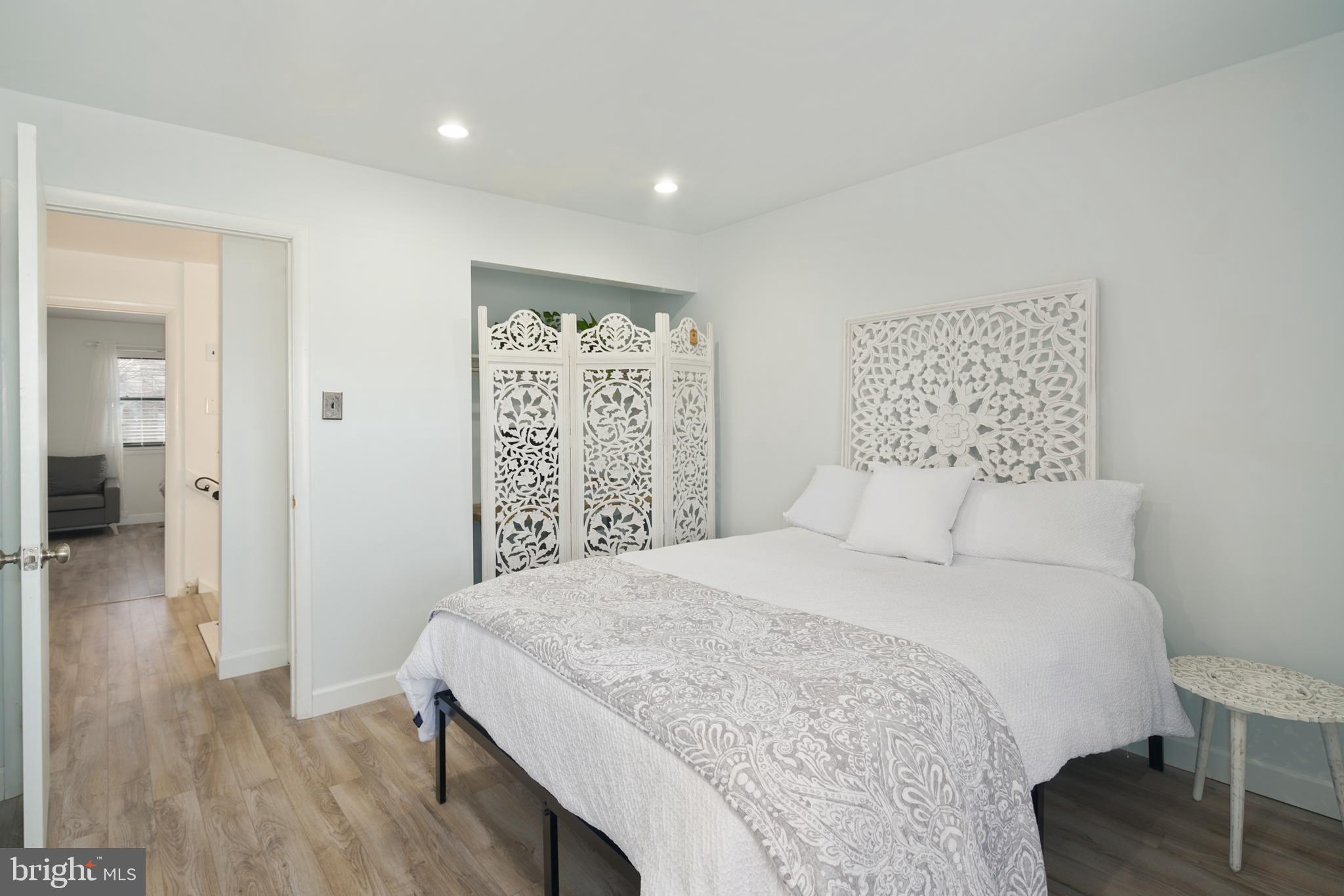 OLDE KENSINGTON - Residential