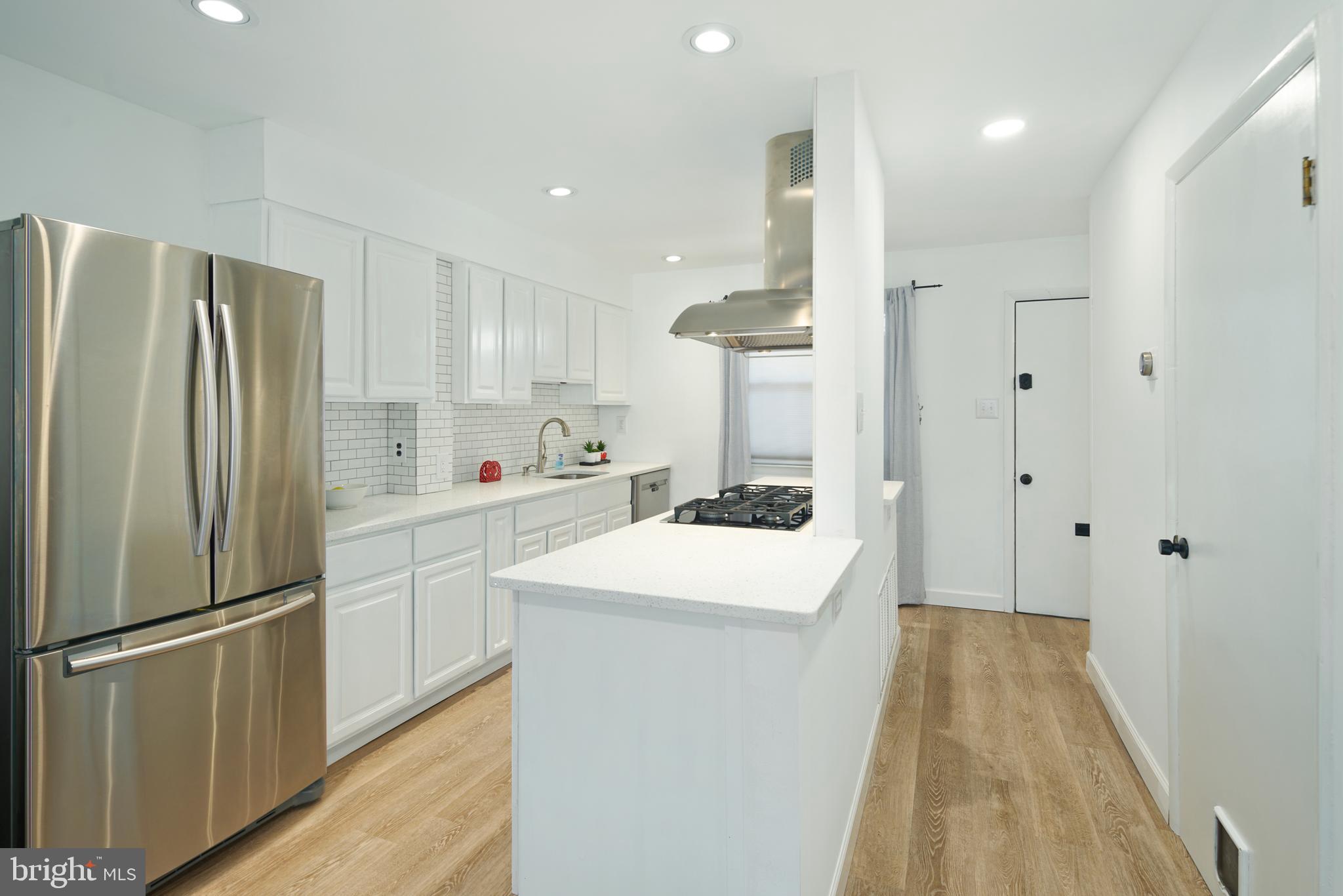 OLDE KENSINGTON - Residential
