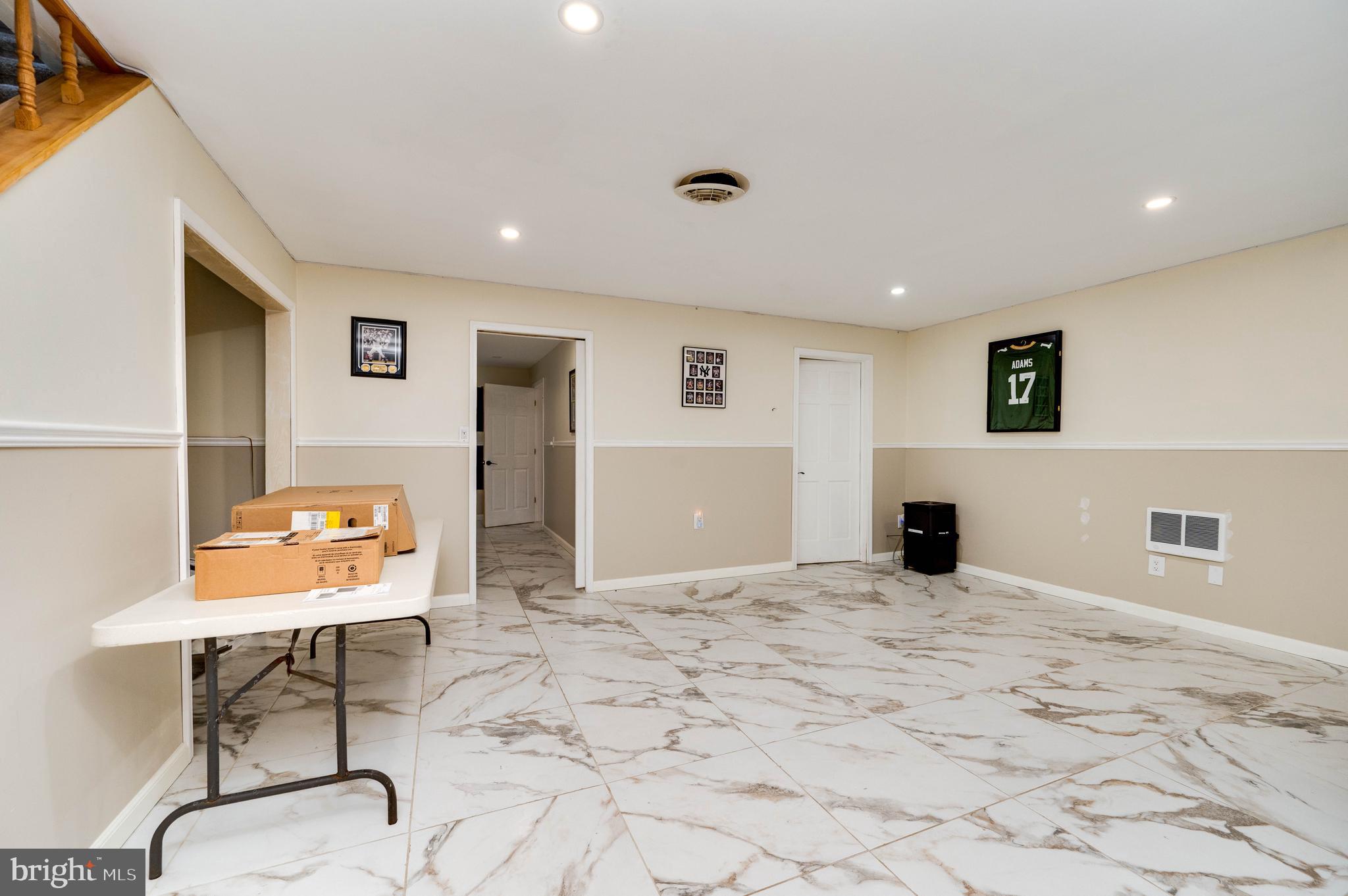 LAKE WYNONAH - Residential