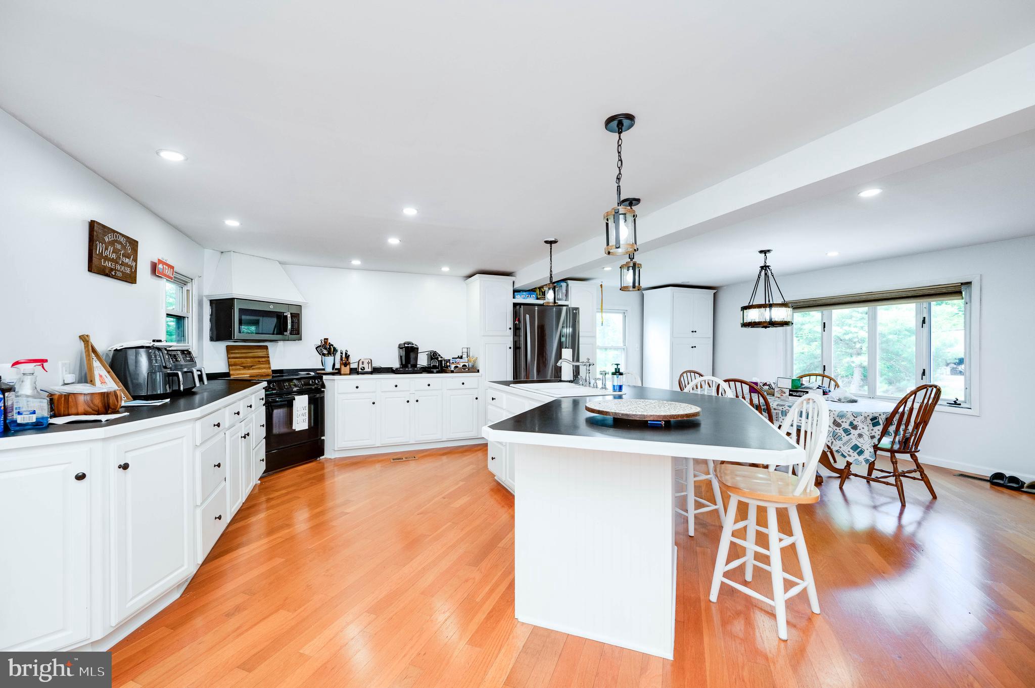 LAKE WYNONAH - Residential