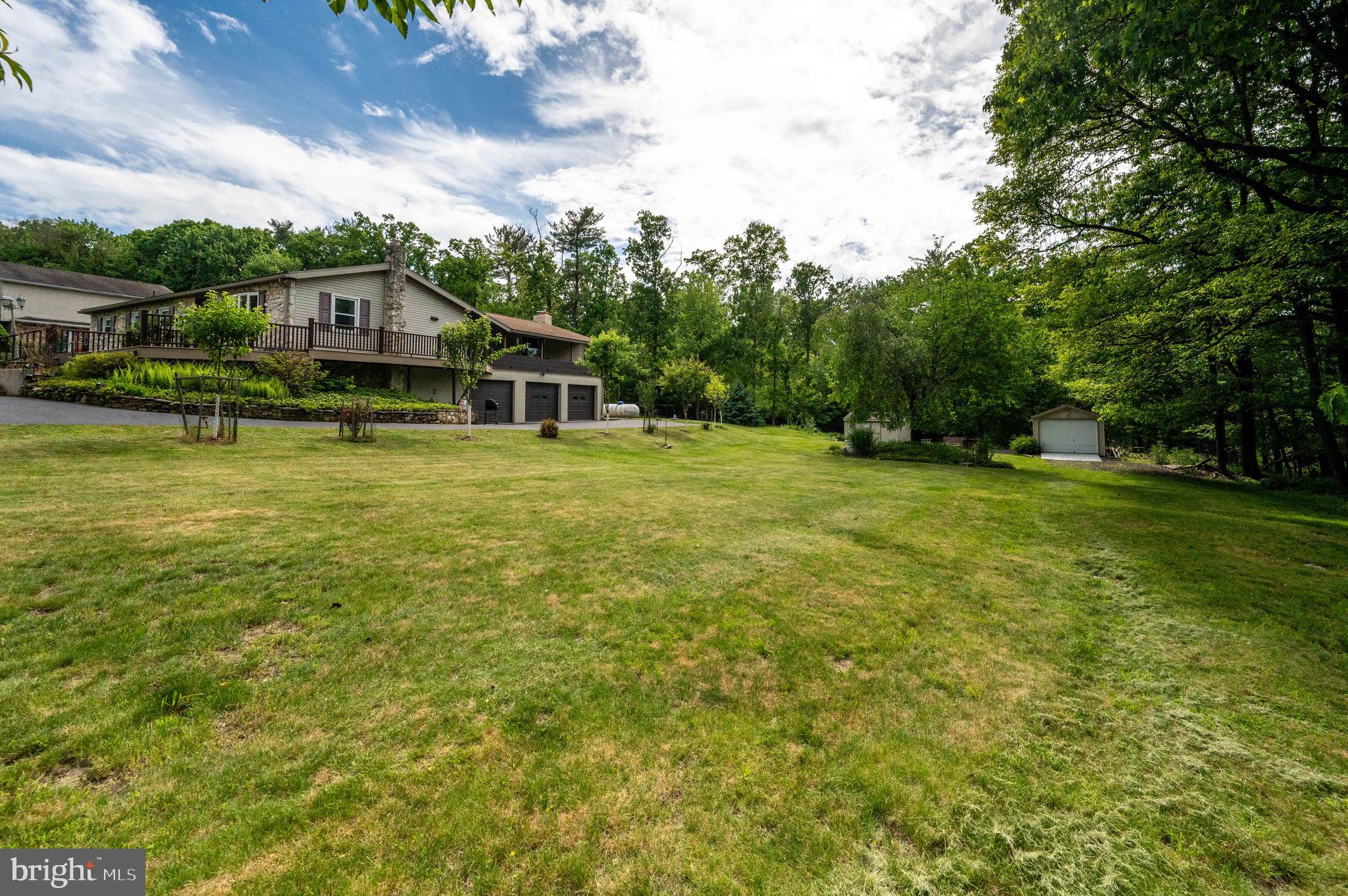 LAKE WYNONAH - Residential