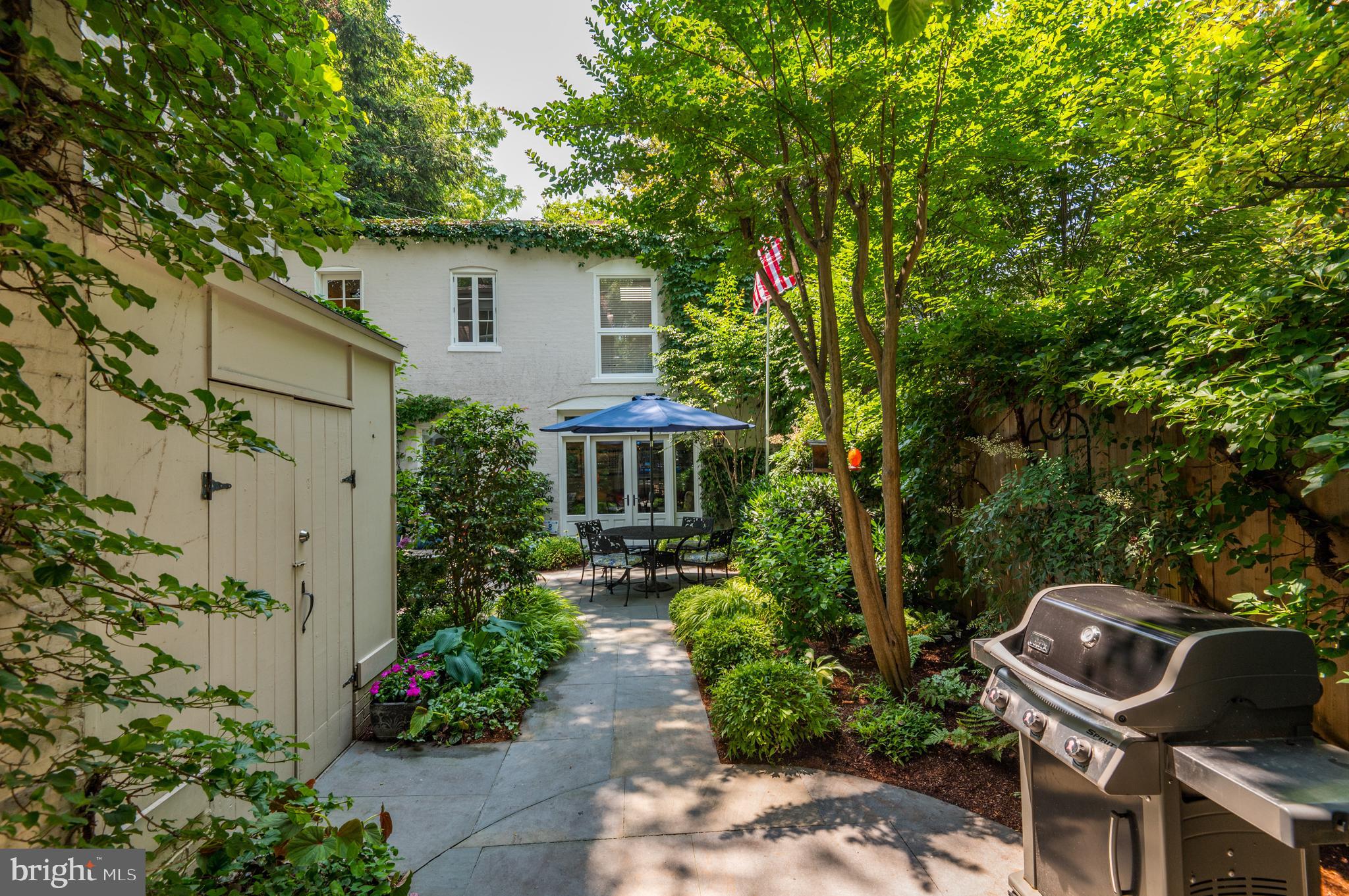 GEORGETOWN - Residential