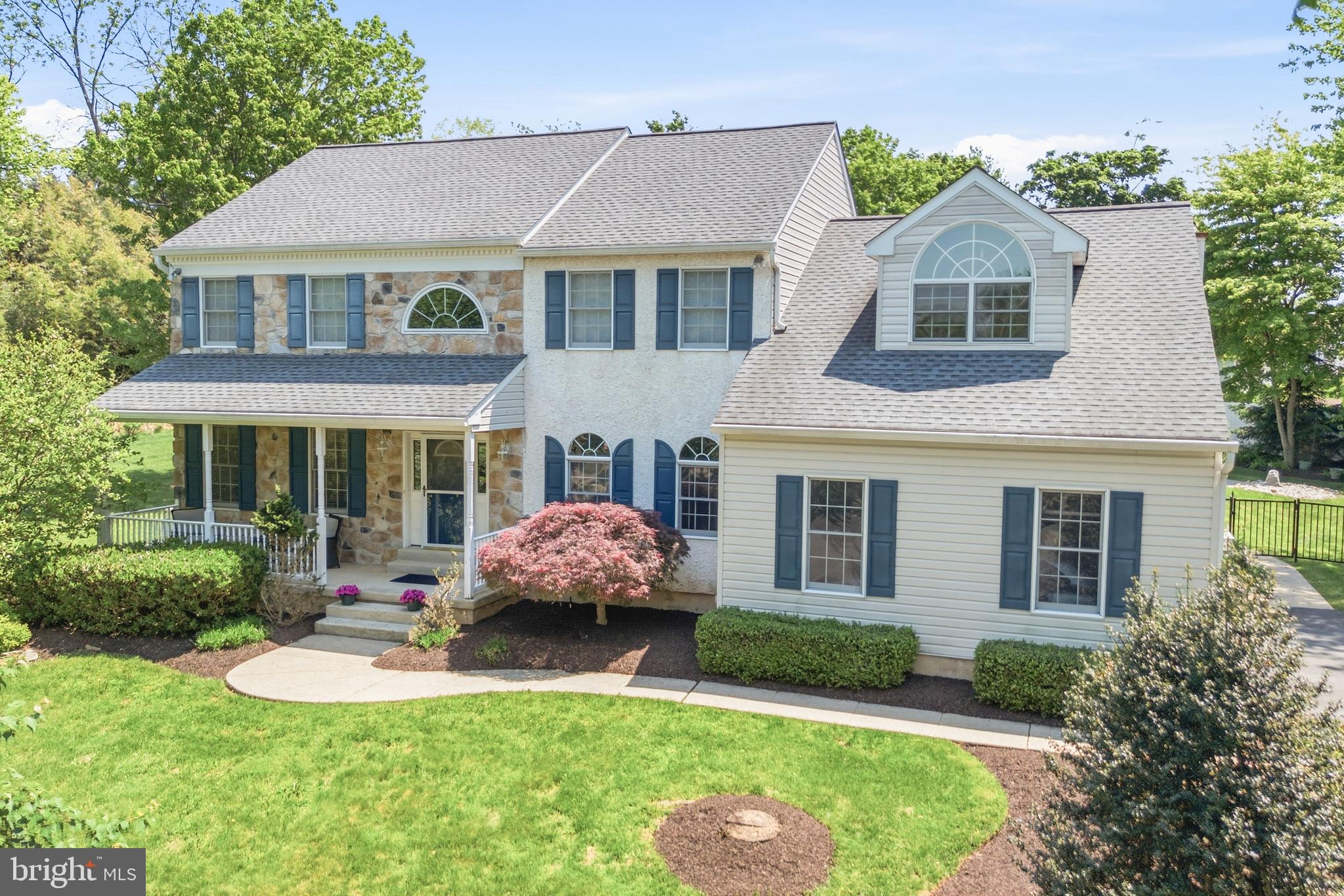 HERITAGE WOODS - Residential