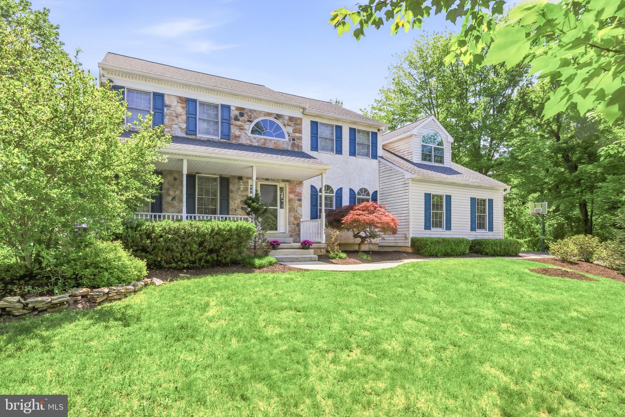 HERITAGE WOODS - Residential
