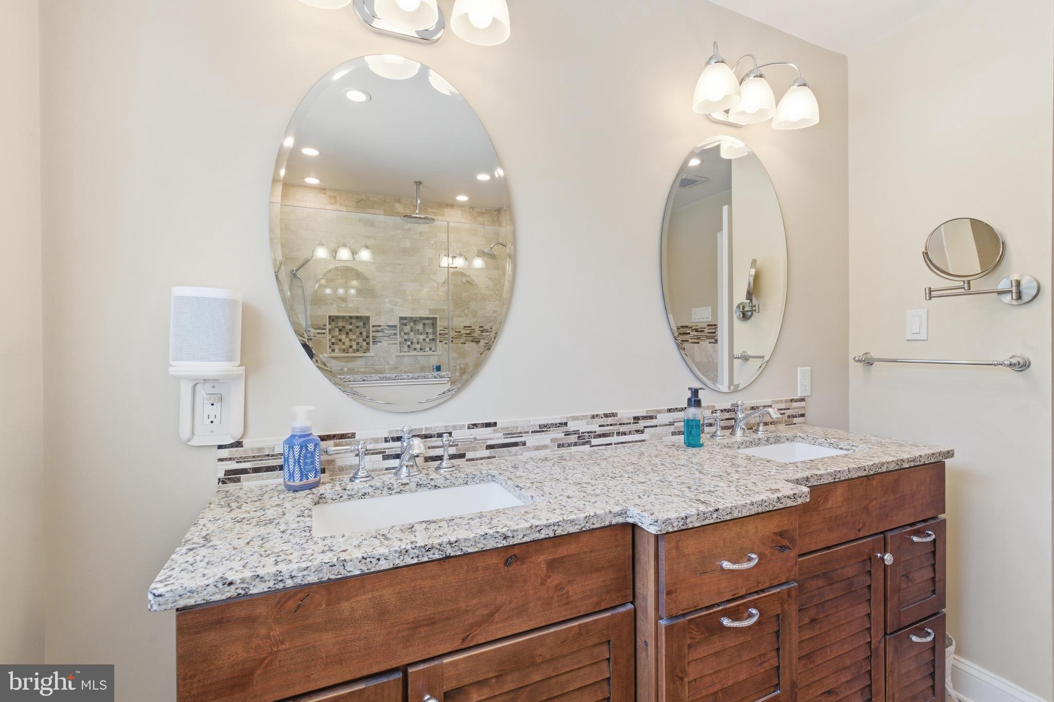 HERITAGE WOODS - Residential