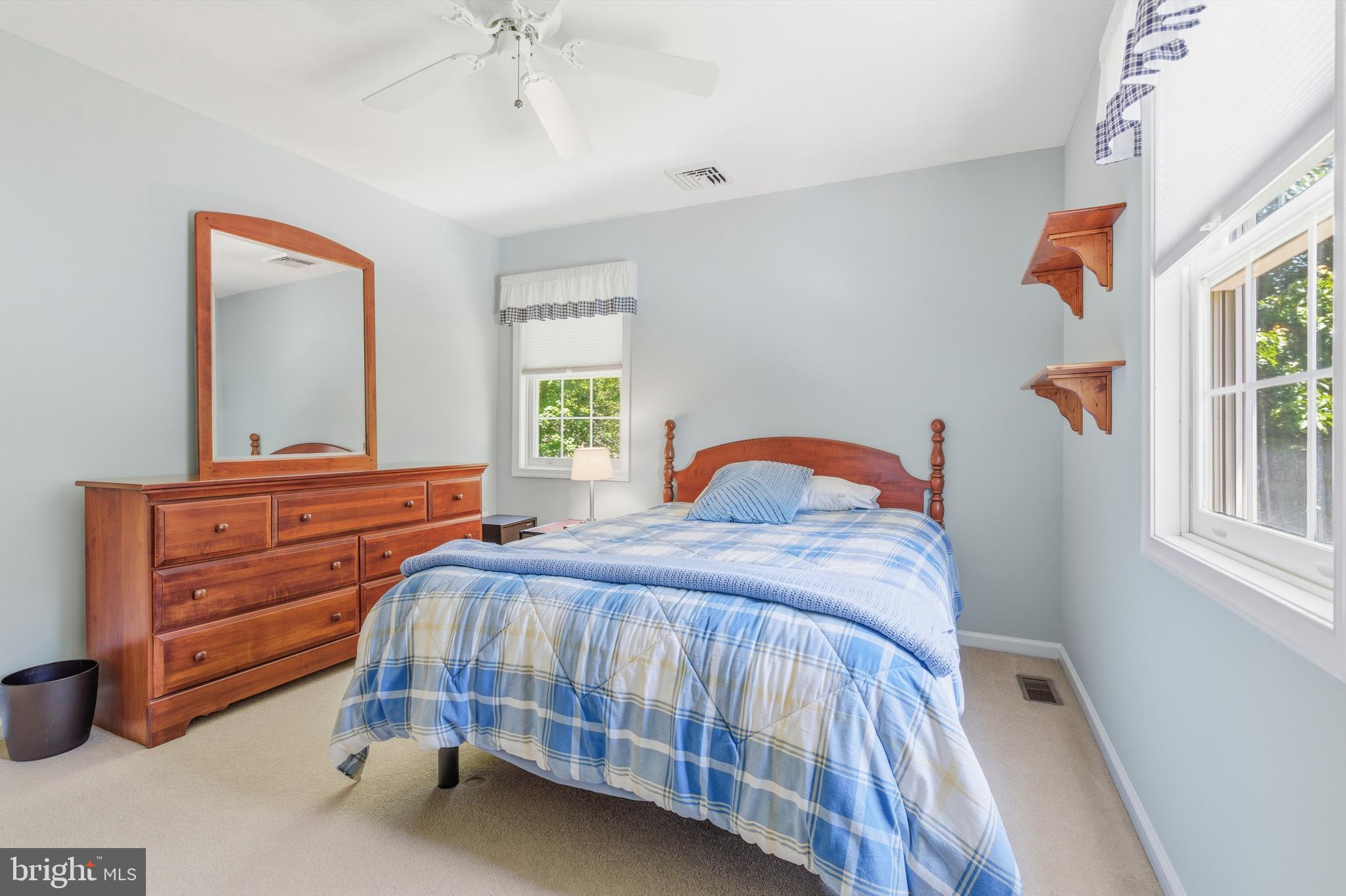 HERITAGE WOODS - Residential