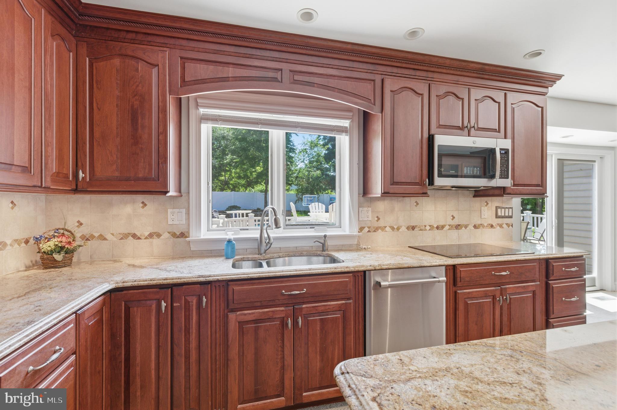 HERITAGE WOODS - Residential
