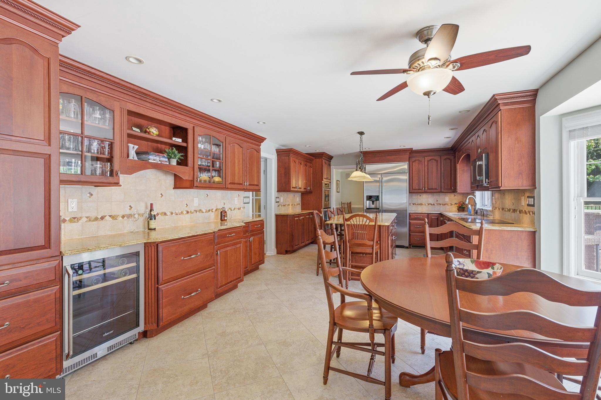 HERITAGE WOODS - Residential