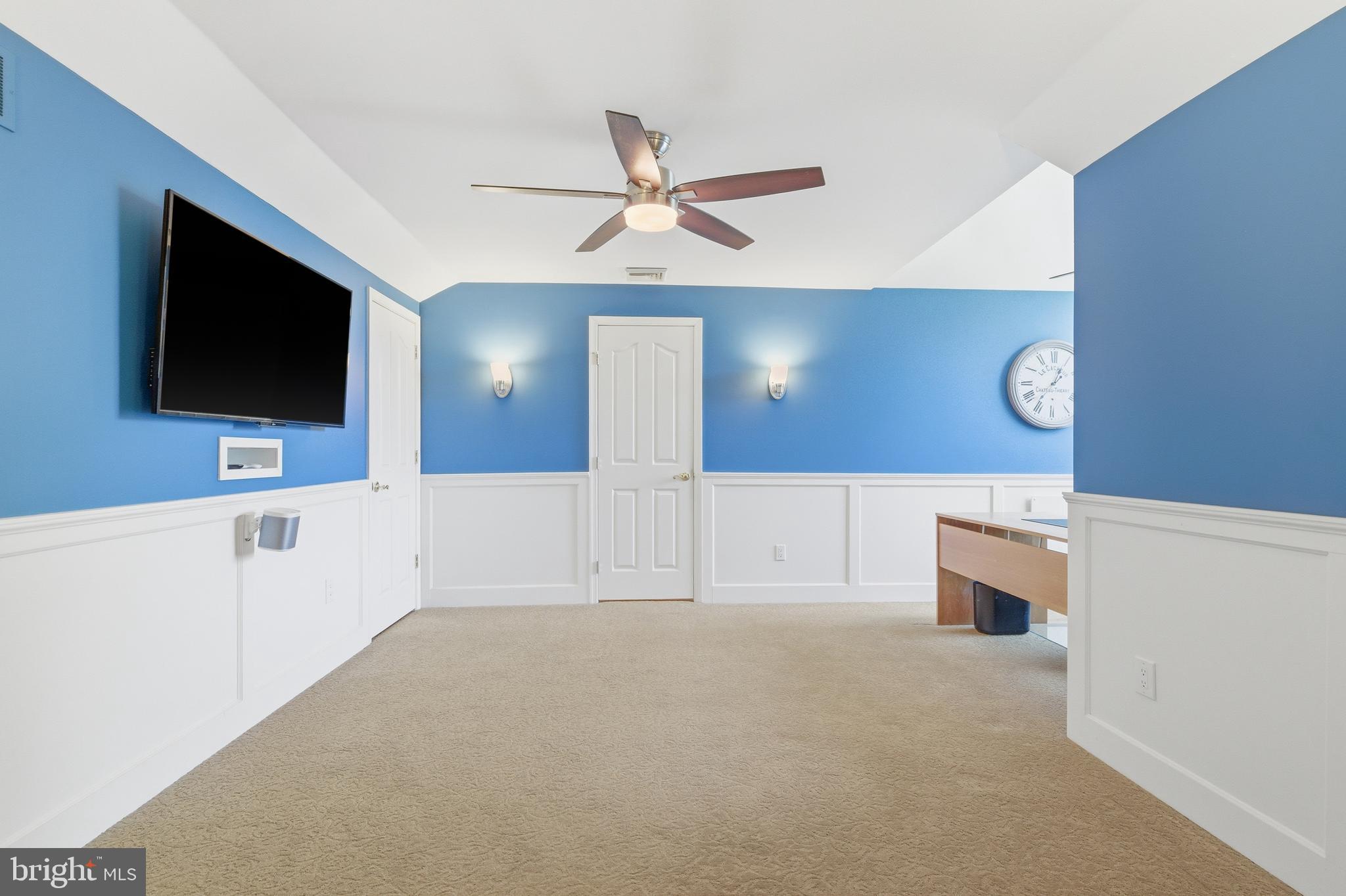 HERITAGE WOODS - Residential