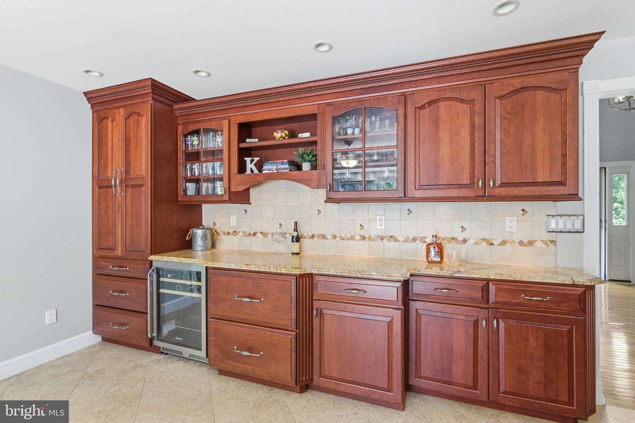 HERITAGE WOODS - Residential