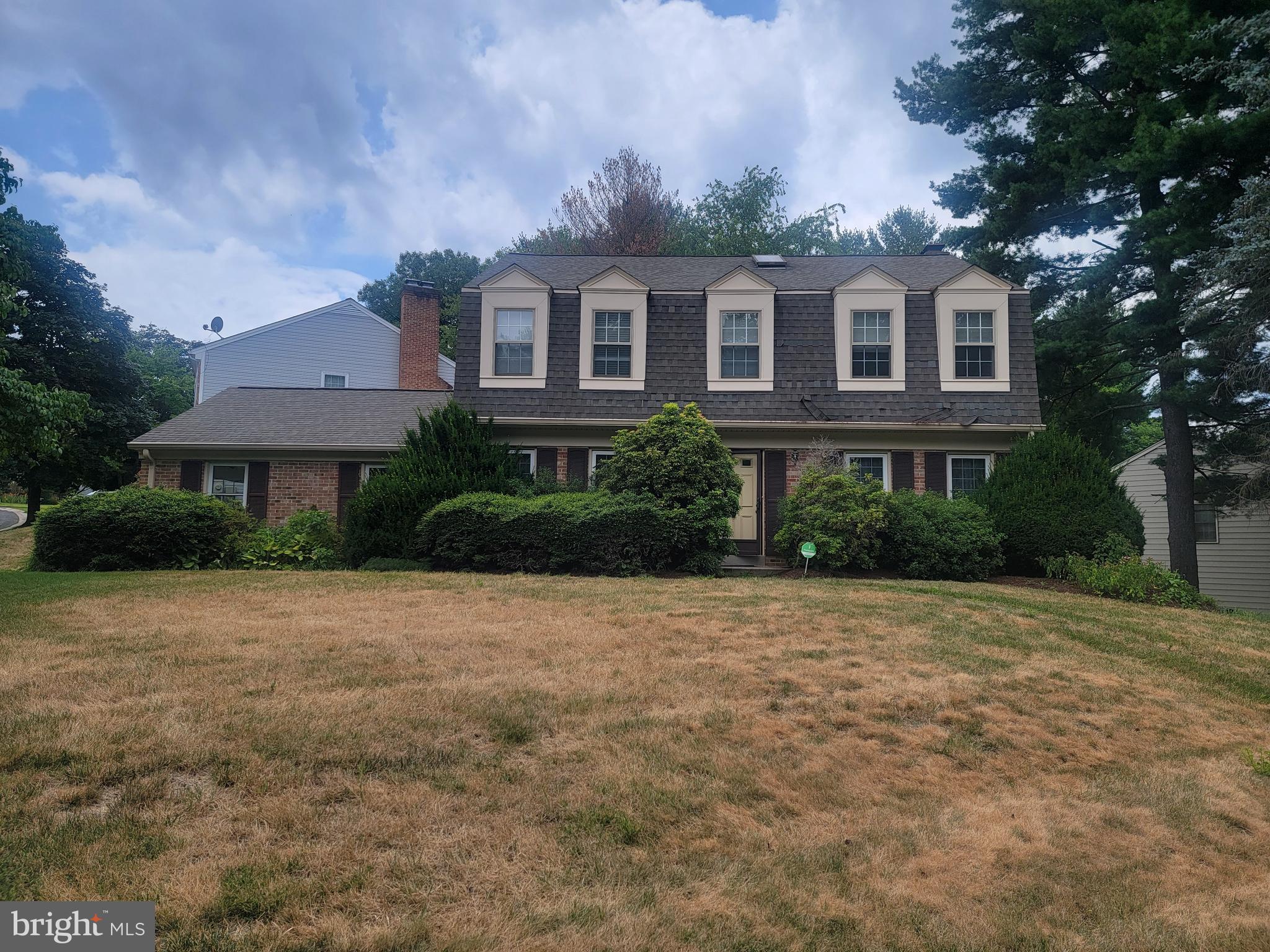 4 BEDROOMS, 2 FULL BATH AT 2ND FLOOR AND 1 FULL BATH AT BASEMENT WITH DEN/OFFICE.
2 SIDE CAR GARAGE, DECK, HARDWOOD FLOOR, NEW PAINT, NEW CARET ON 2ND FLOOR, NEW DISHWASHER.  FINISHED BASEMENT. READY TO MOVE IN RIGHT AWAY. VERY CONVENIENT TO MAJOR HWY LIKE RT 29, 200 ETC.
HOUSE IS AVAILABLE FROM 6-1-2025.