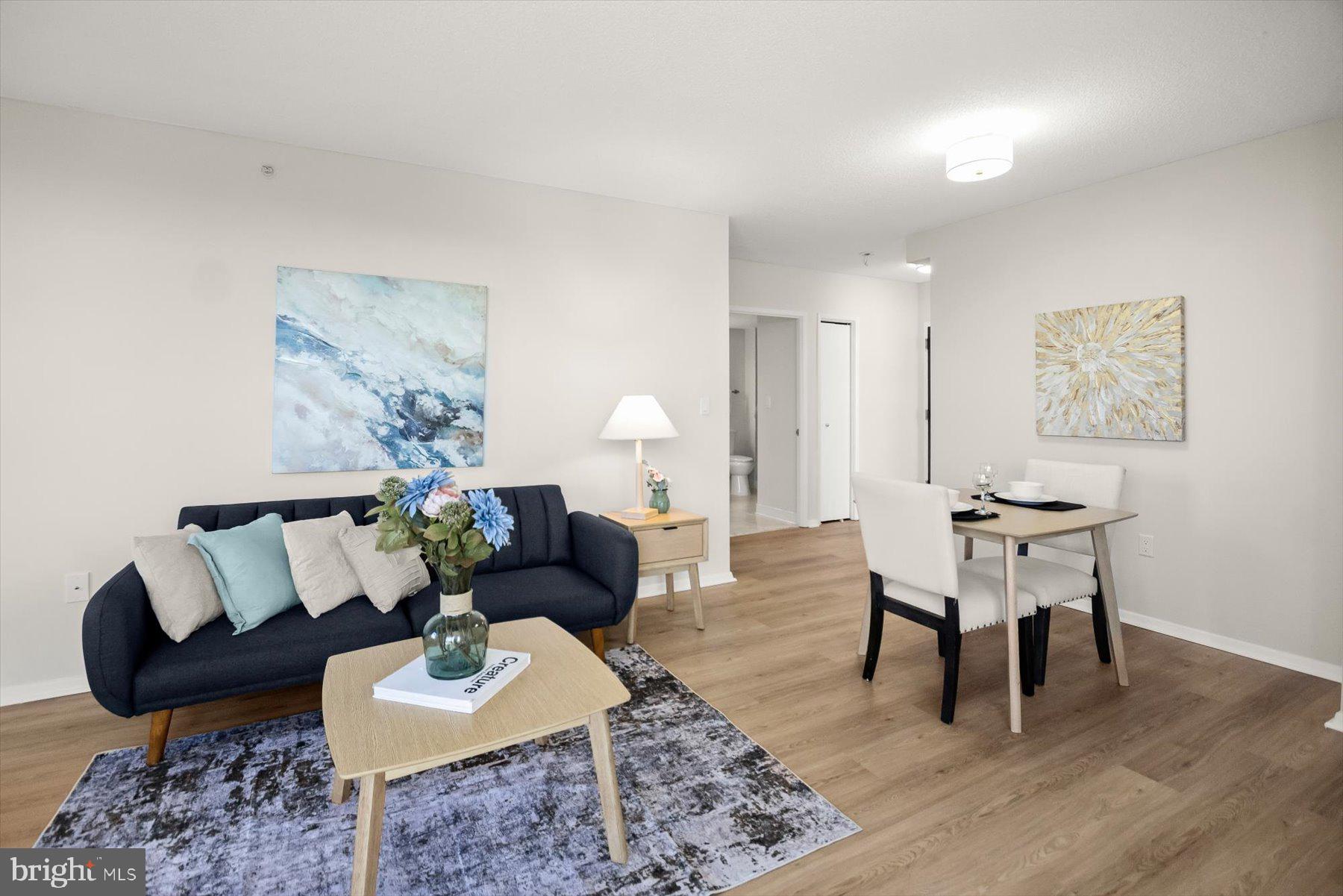 CRESCENT PLAZA - Residential
