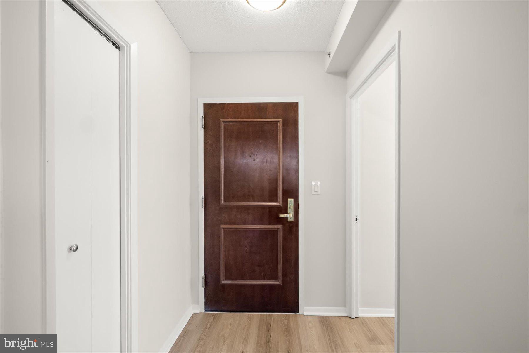 CRESCENT PLAZA - Residential