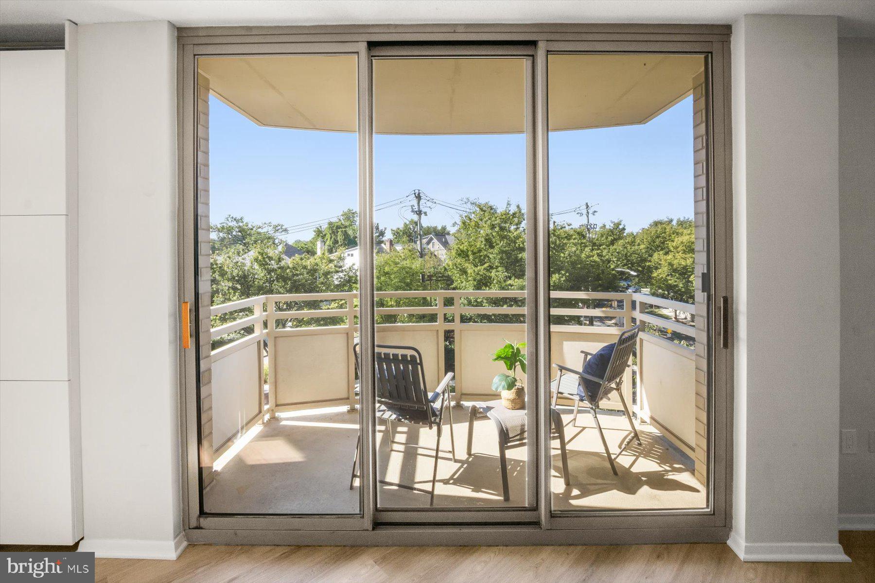CRESCENT PLAZA - Residential