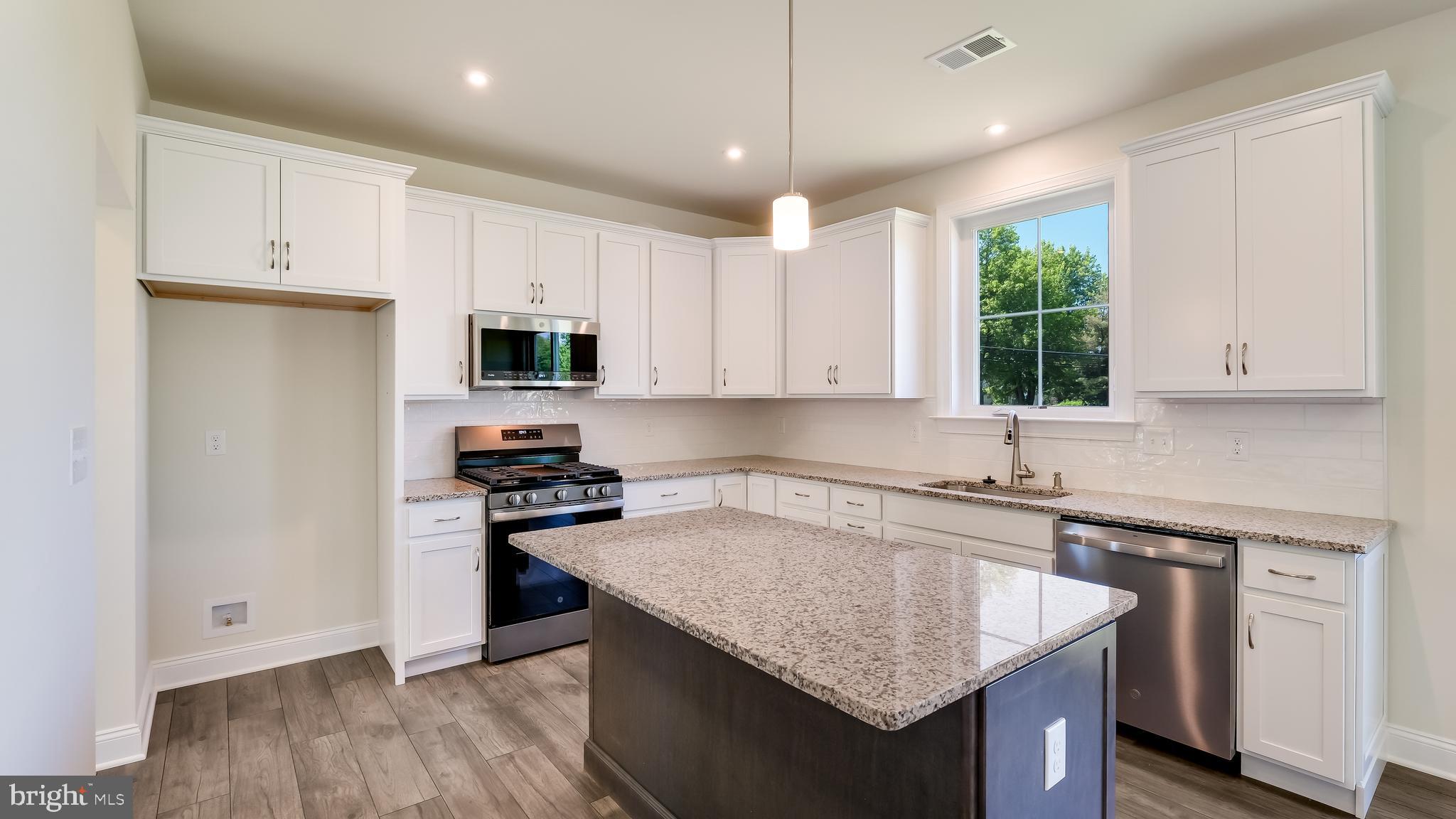 GREEN RIDGE ESTATES - Residential