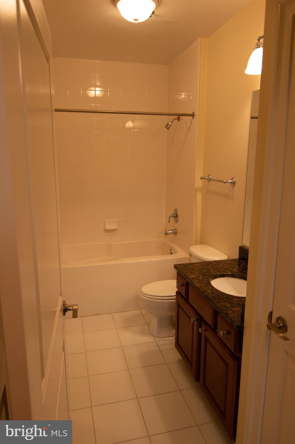 PALLADIAN - Residential Lease