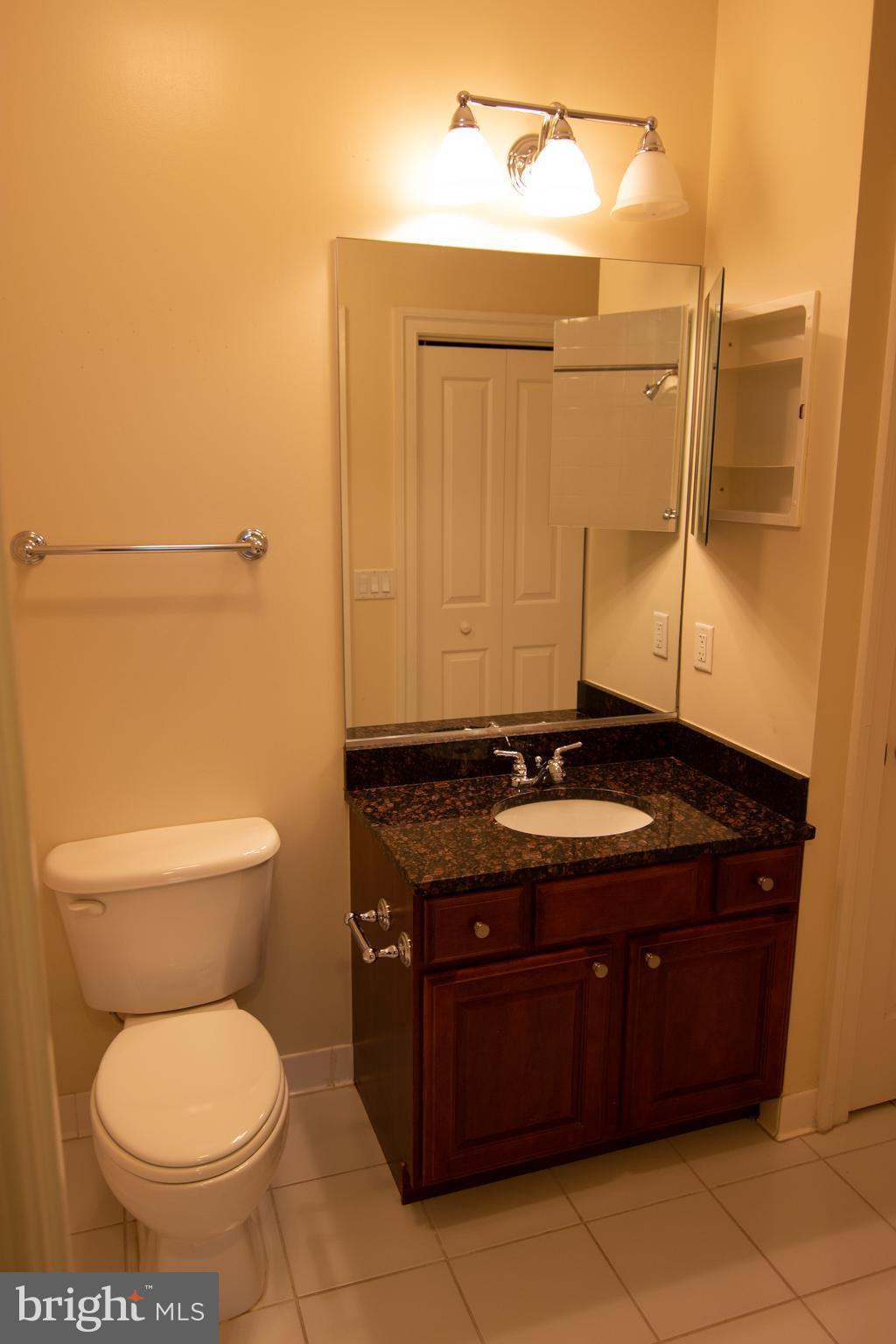 PALLADIAN - Residential Lease