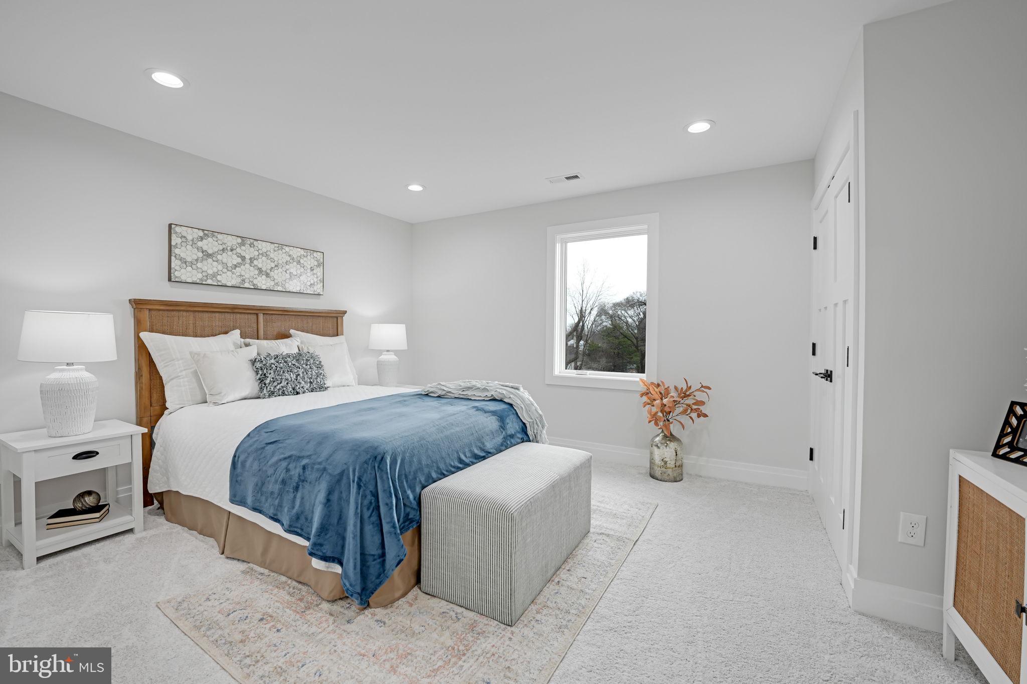 DOUGLAS PARK - Residential