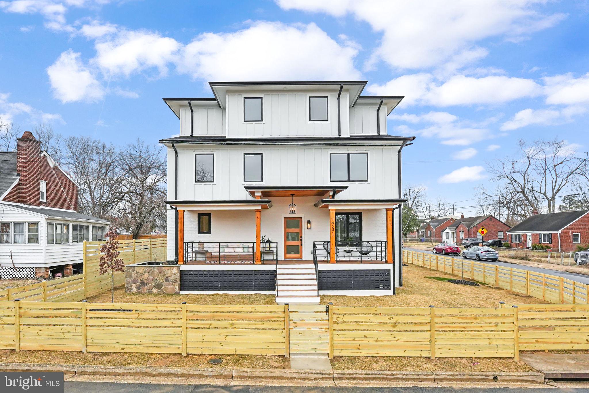DOUGLAS PARK - Residential