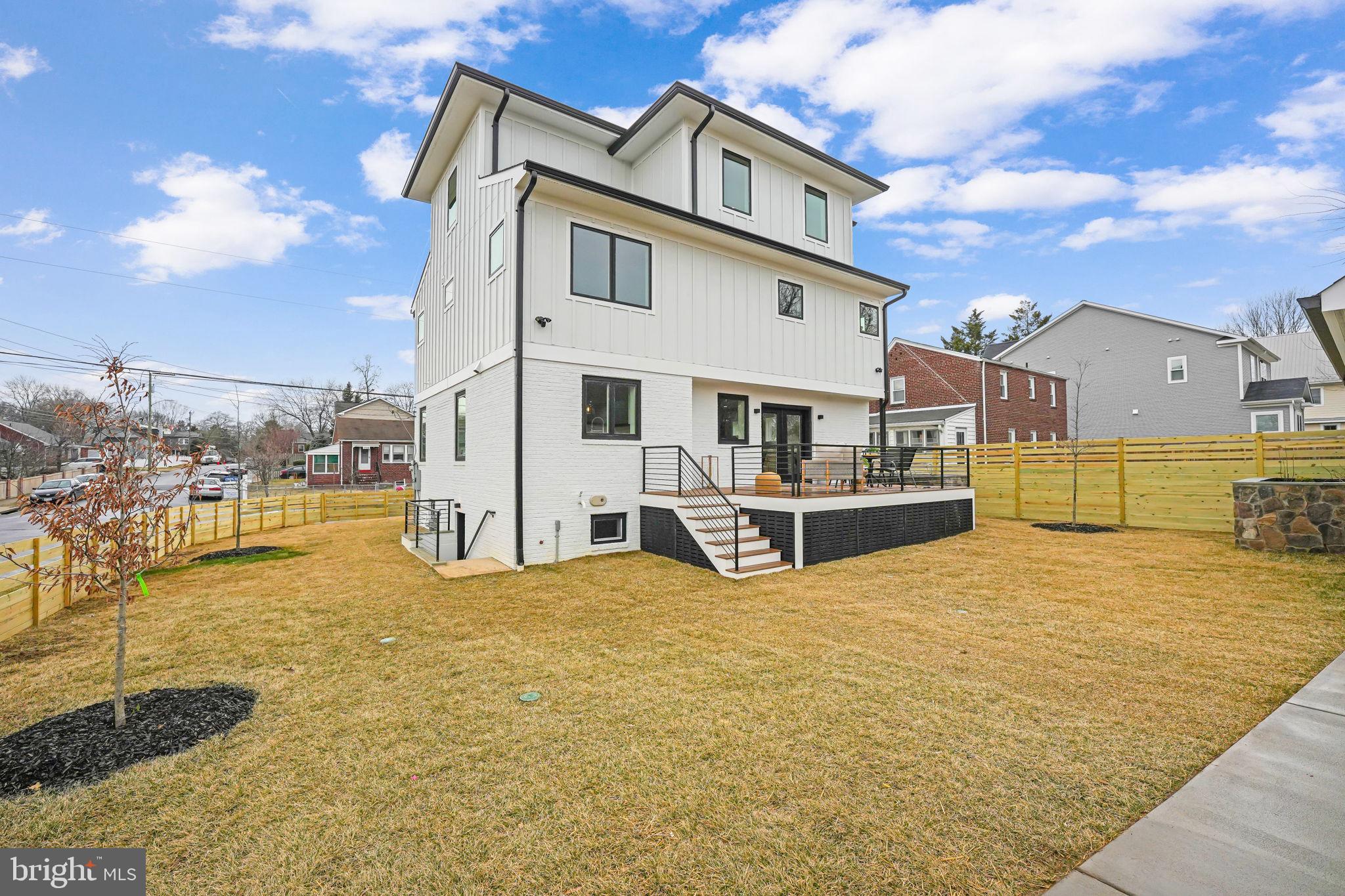 DOUGLAS PARK - Residential