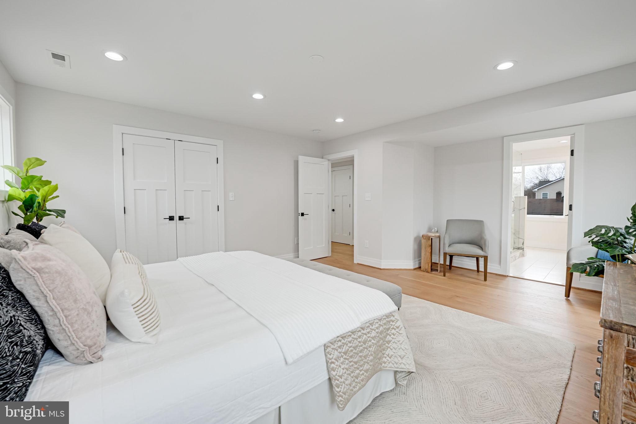 DOUGLAS PARK - Residential