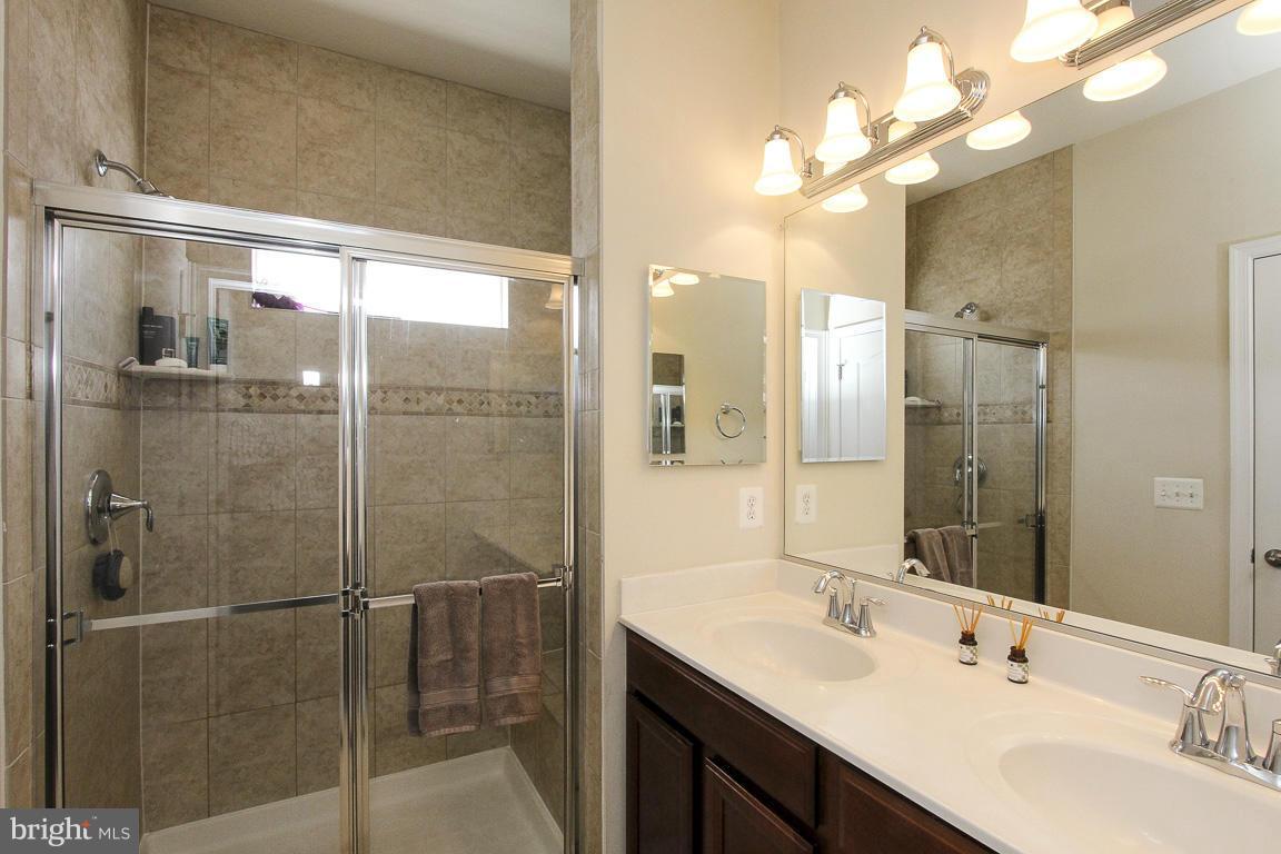 LEESBOROUGH - Residential Lease