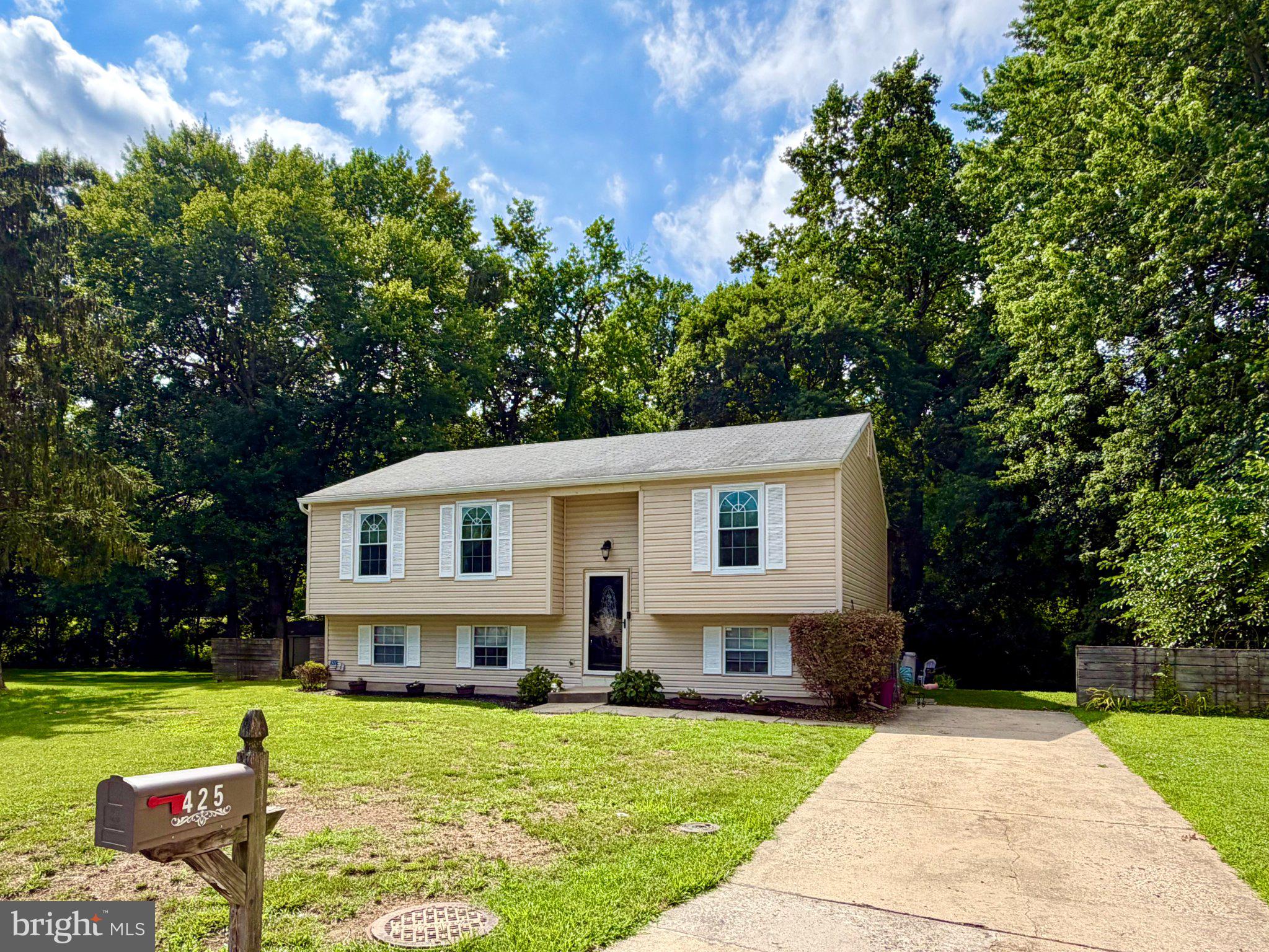 HILLSDALE - Residential