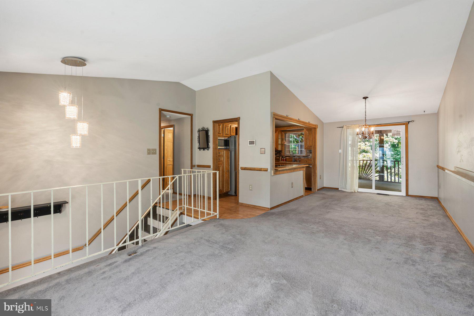 HILLSDALE - Residential