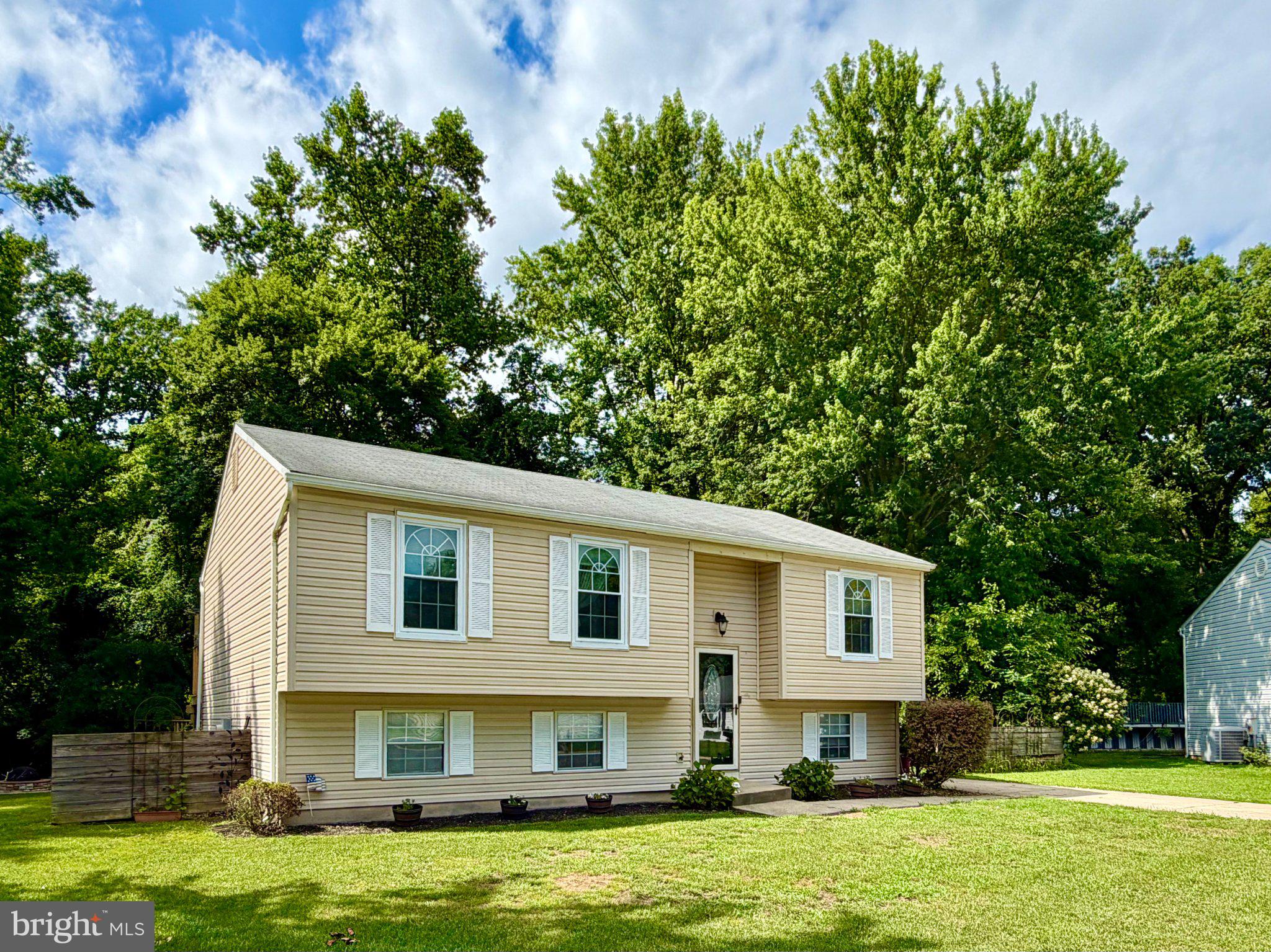 HILLSDALE - Residential