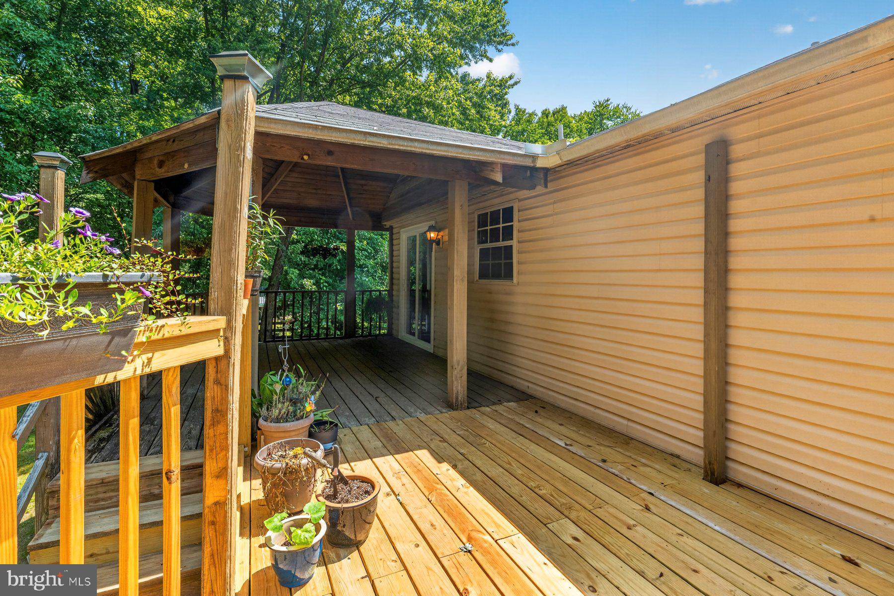 HILLSDALE - Residential