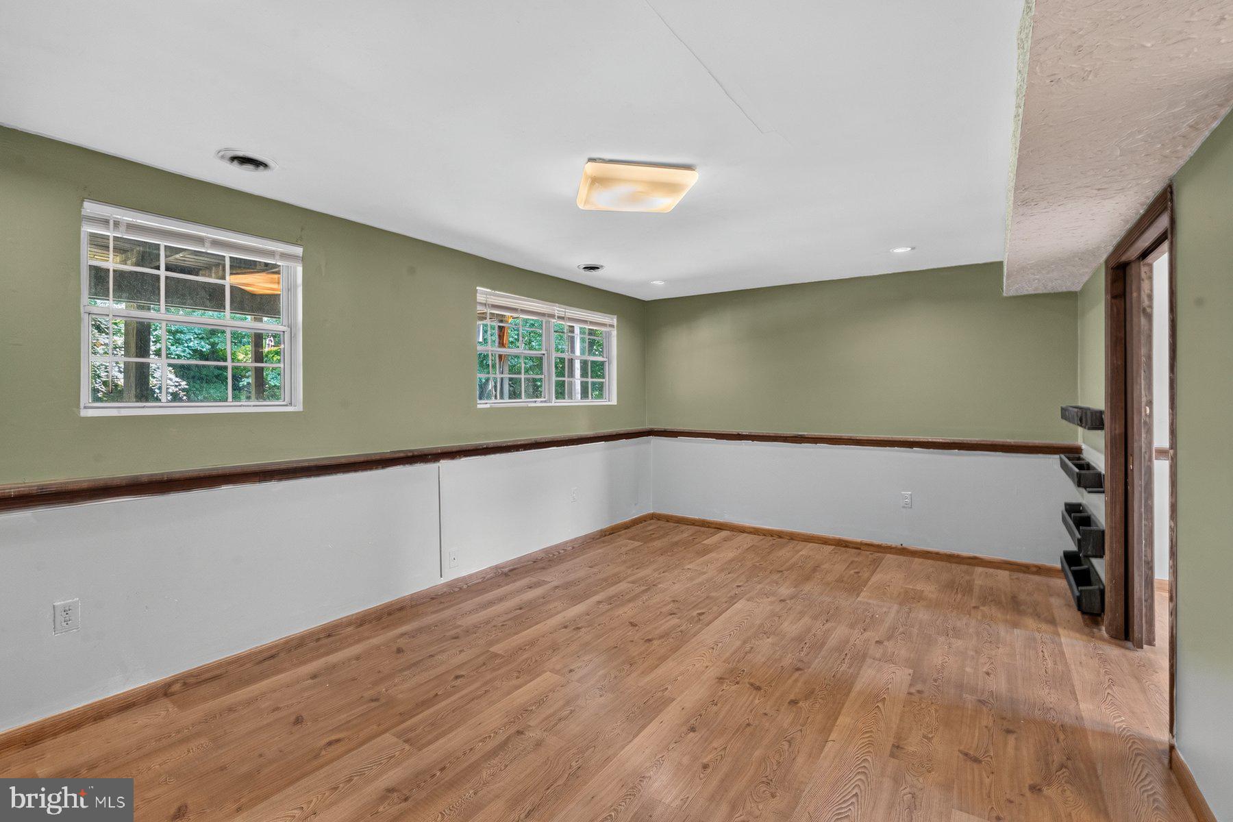 HILLSDALE - Residential