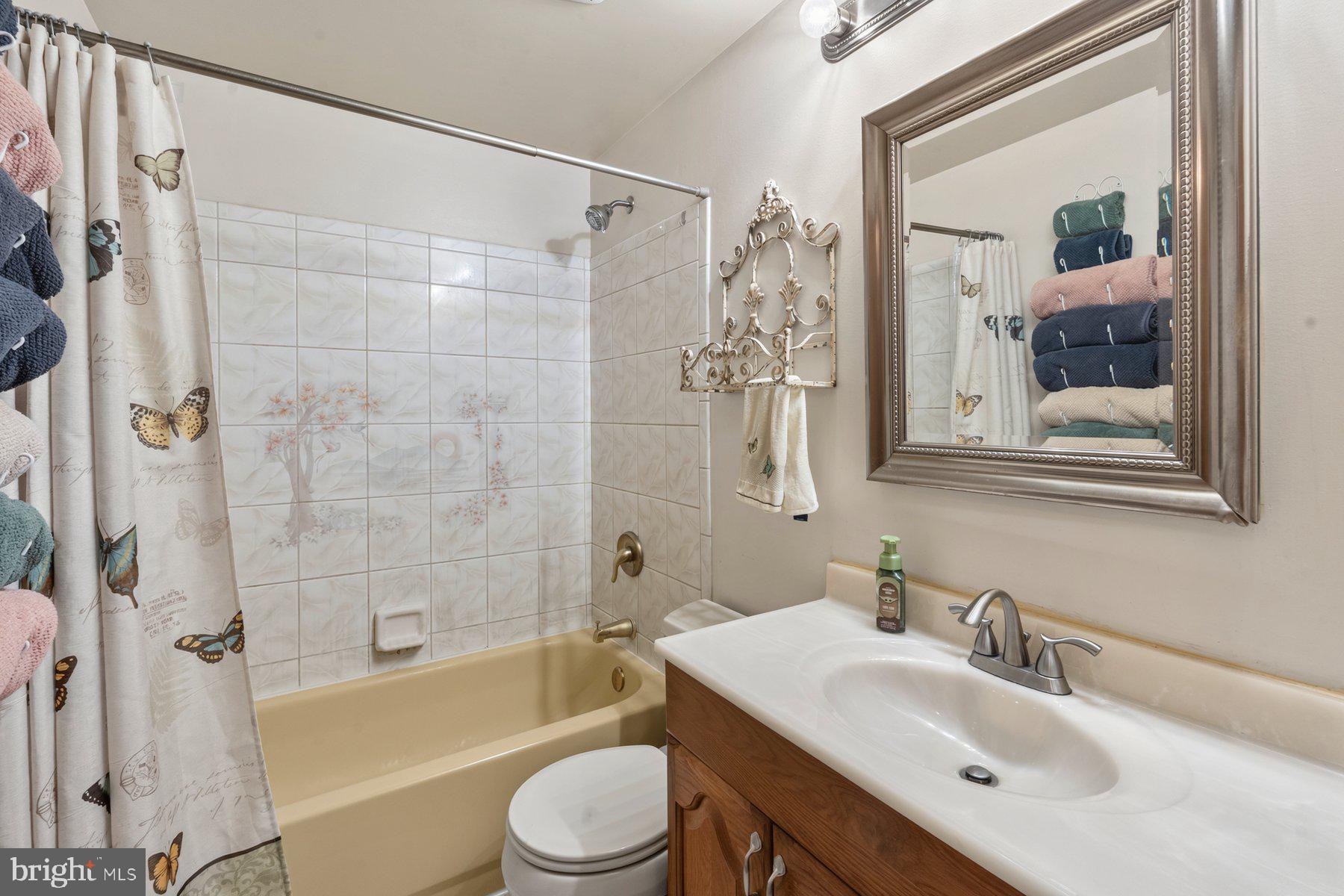 HILLSDALE - Residential